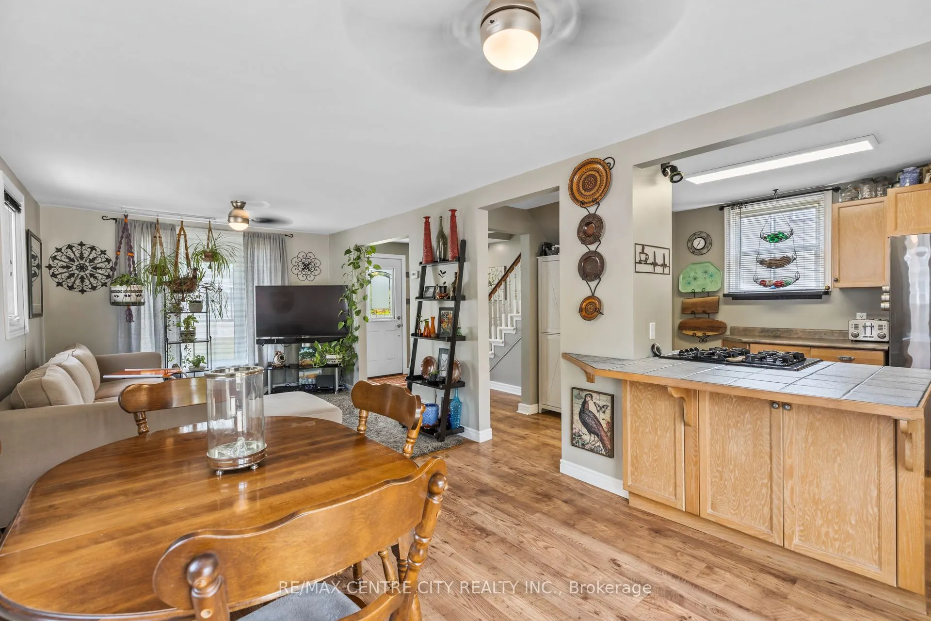 15 Sunset Drive