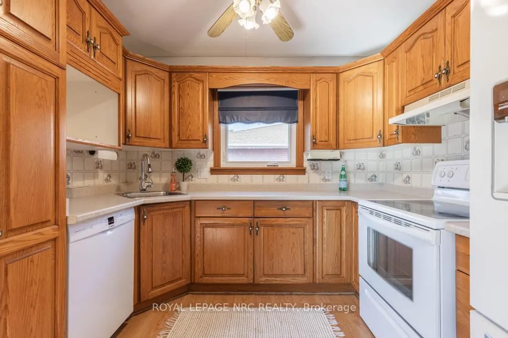 10 Ridgeview Avenue