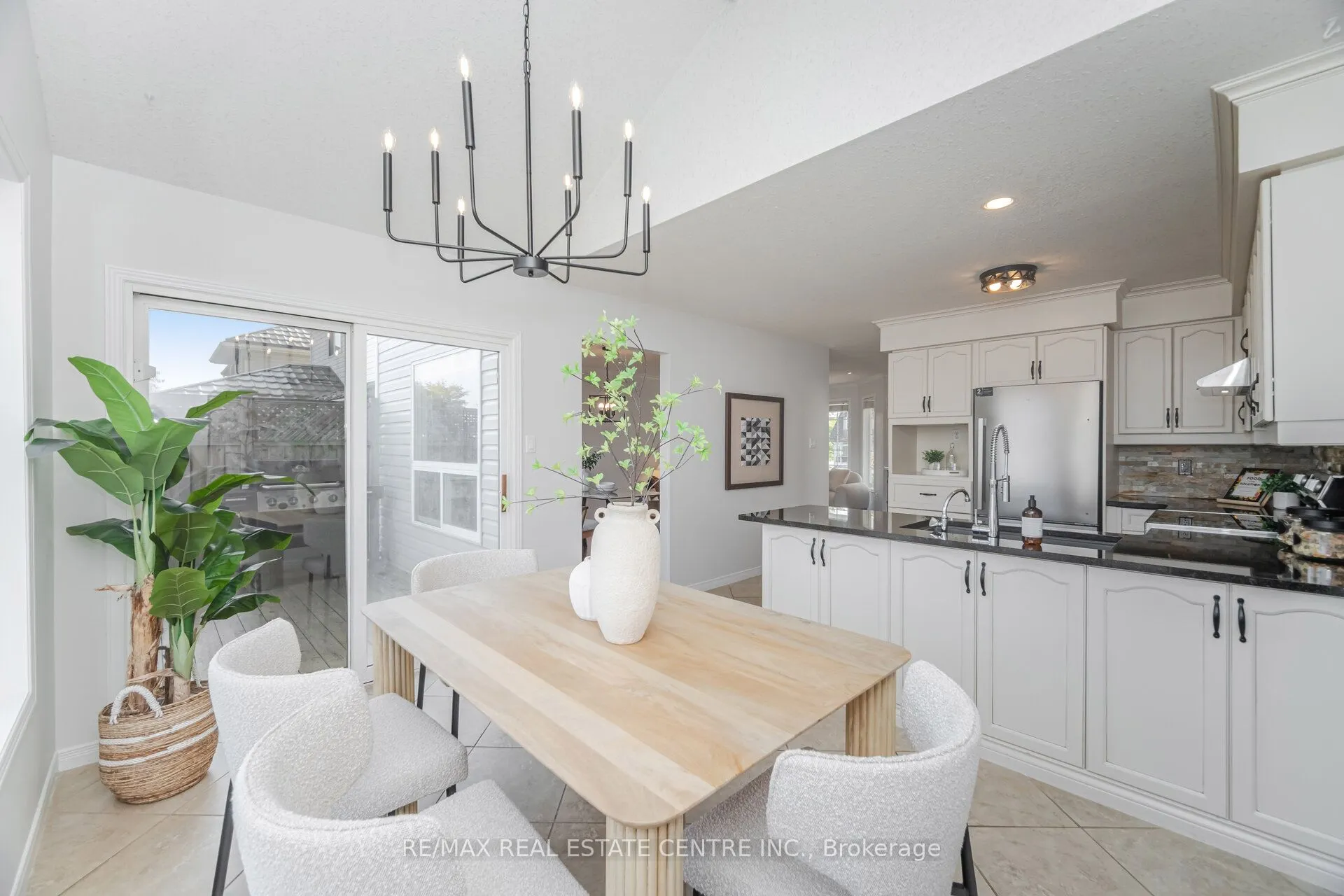 127 Silurian Drive