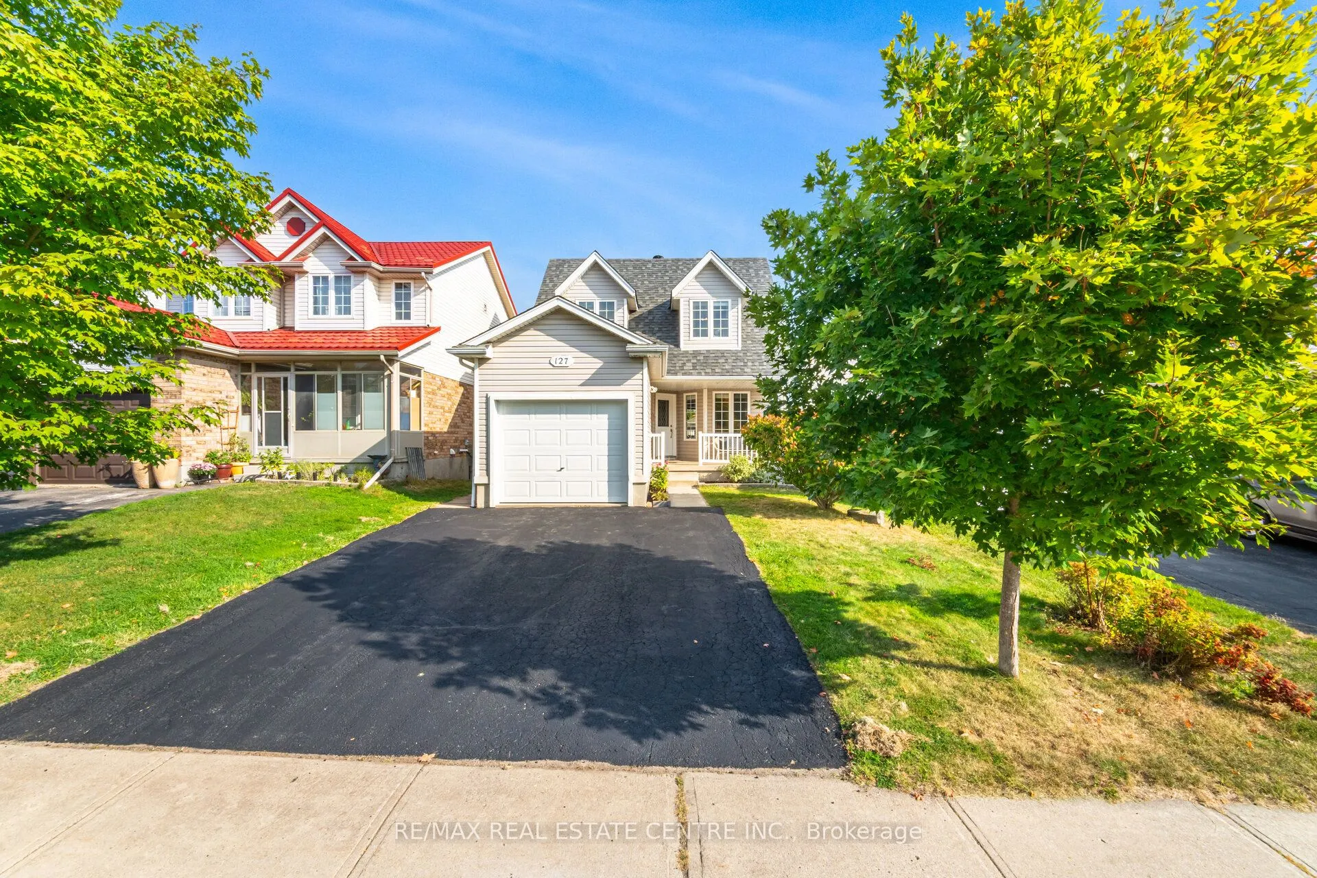 127 Silurian Drive