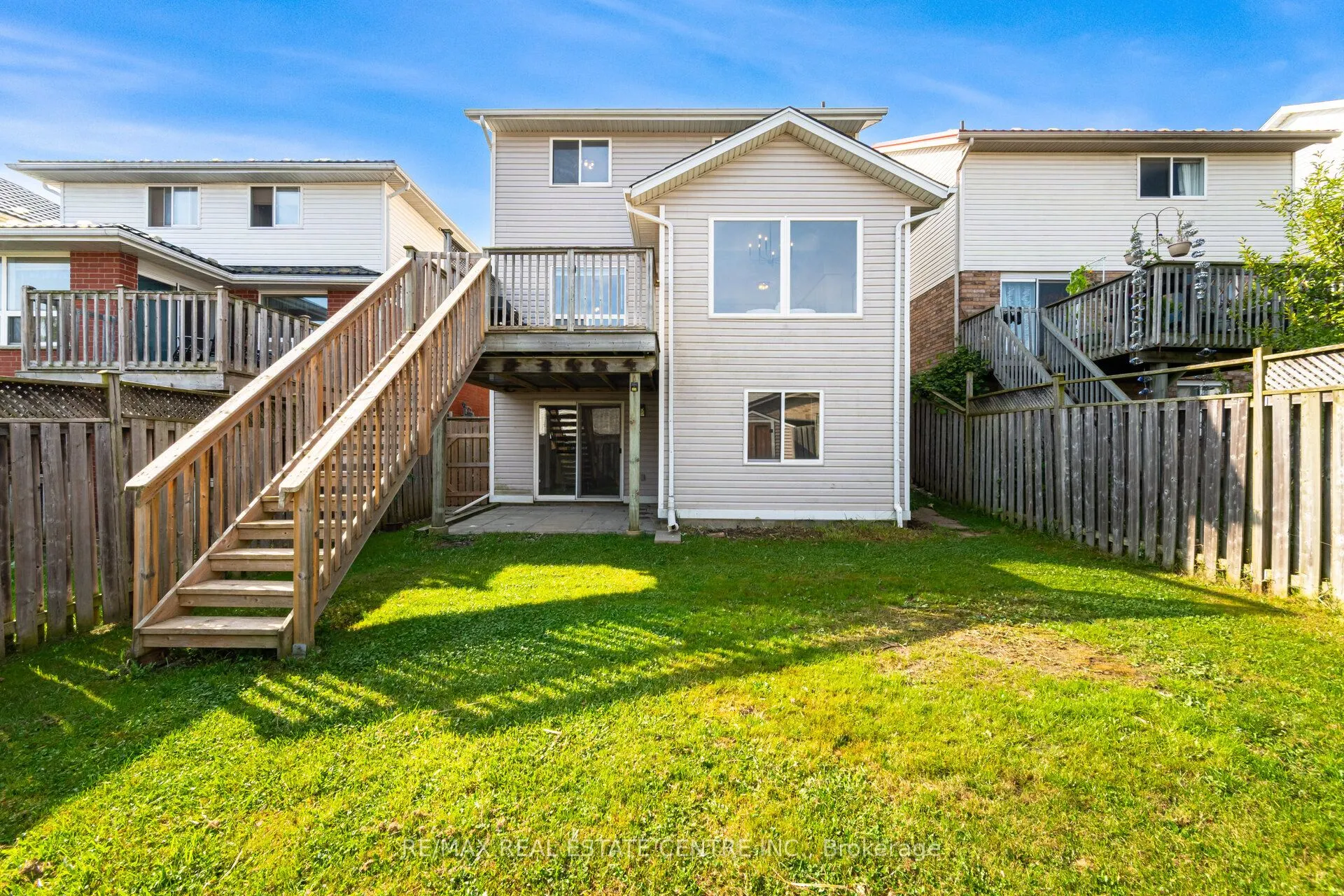 127 Silurian Drive