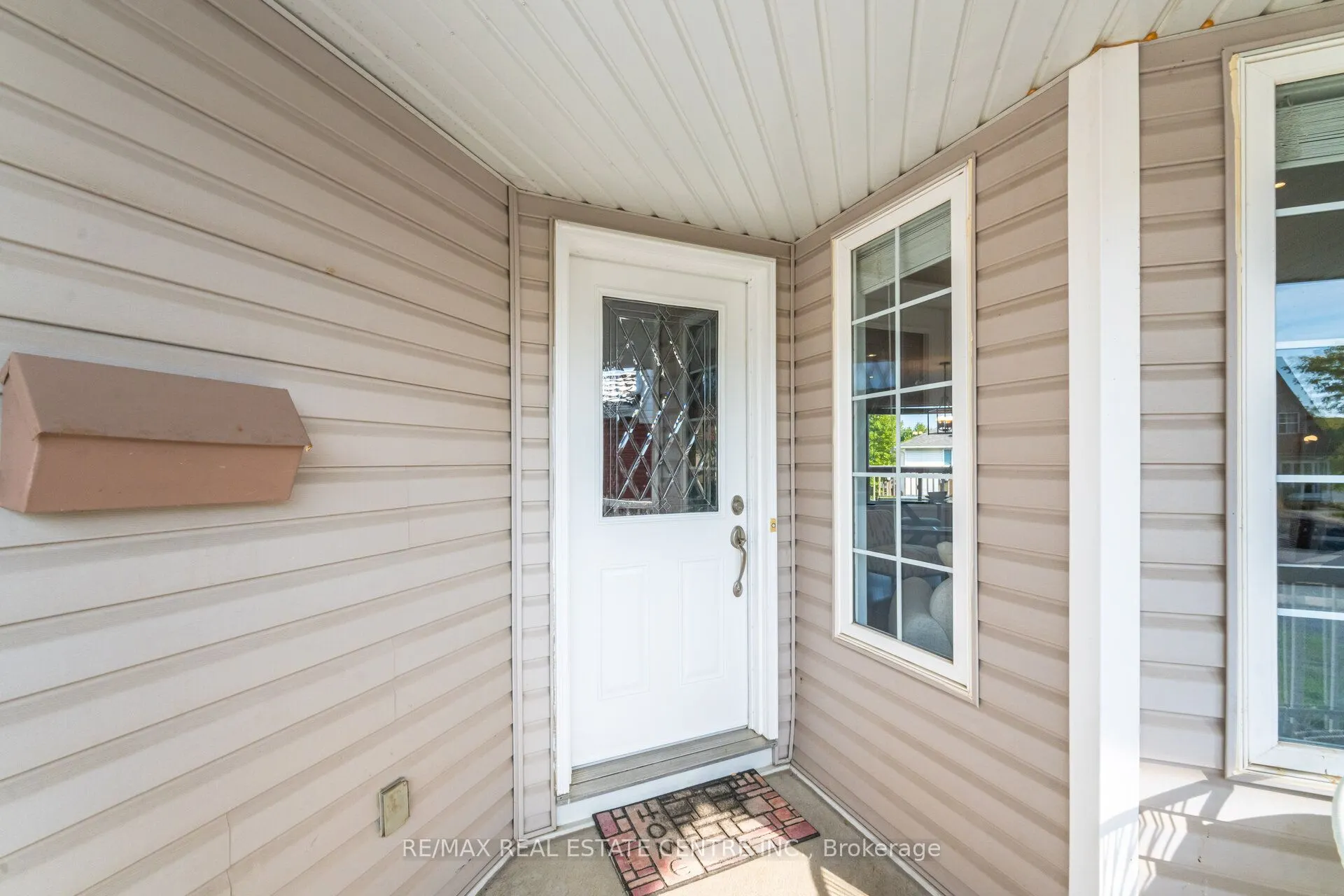 127 Silurian Drive