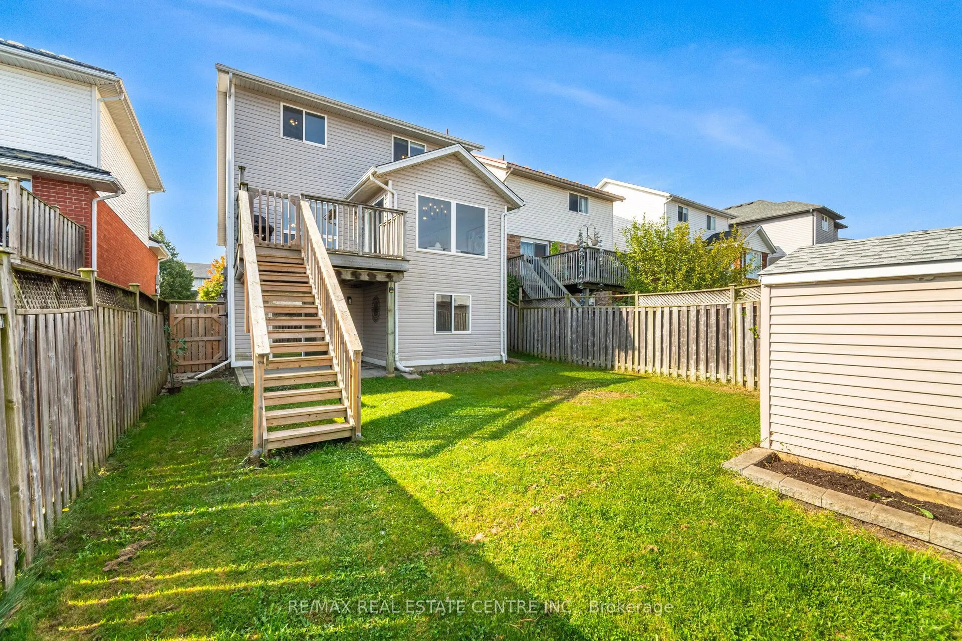 127 Silurian Drive
