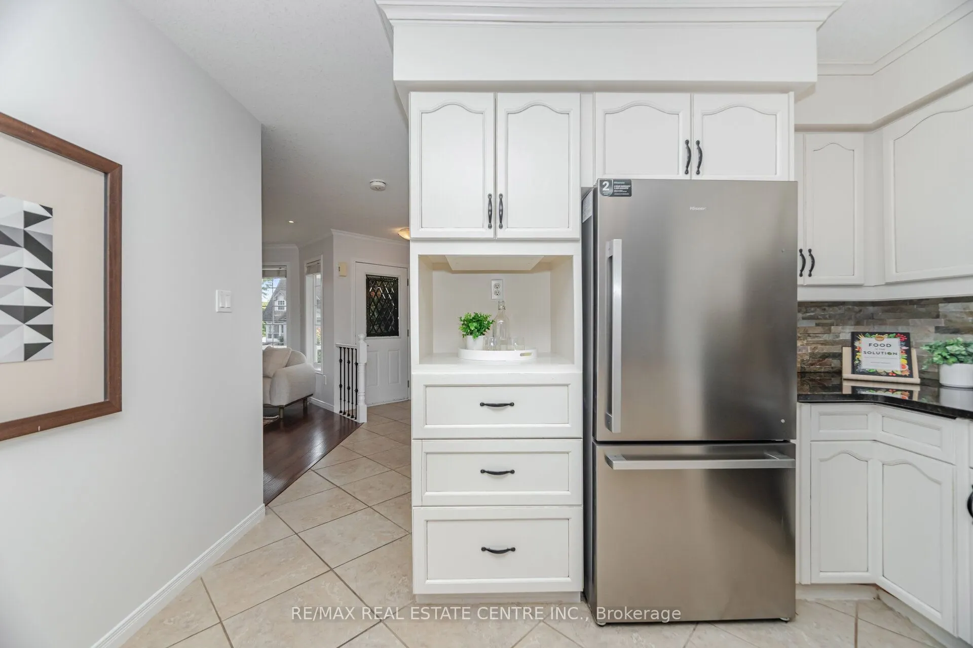 127 Silurian Drive