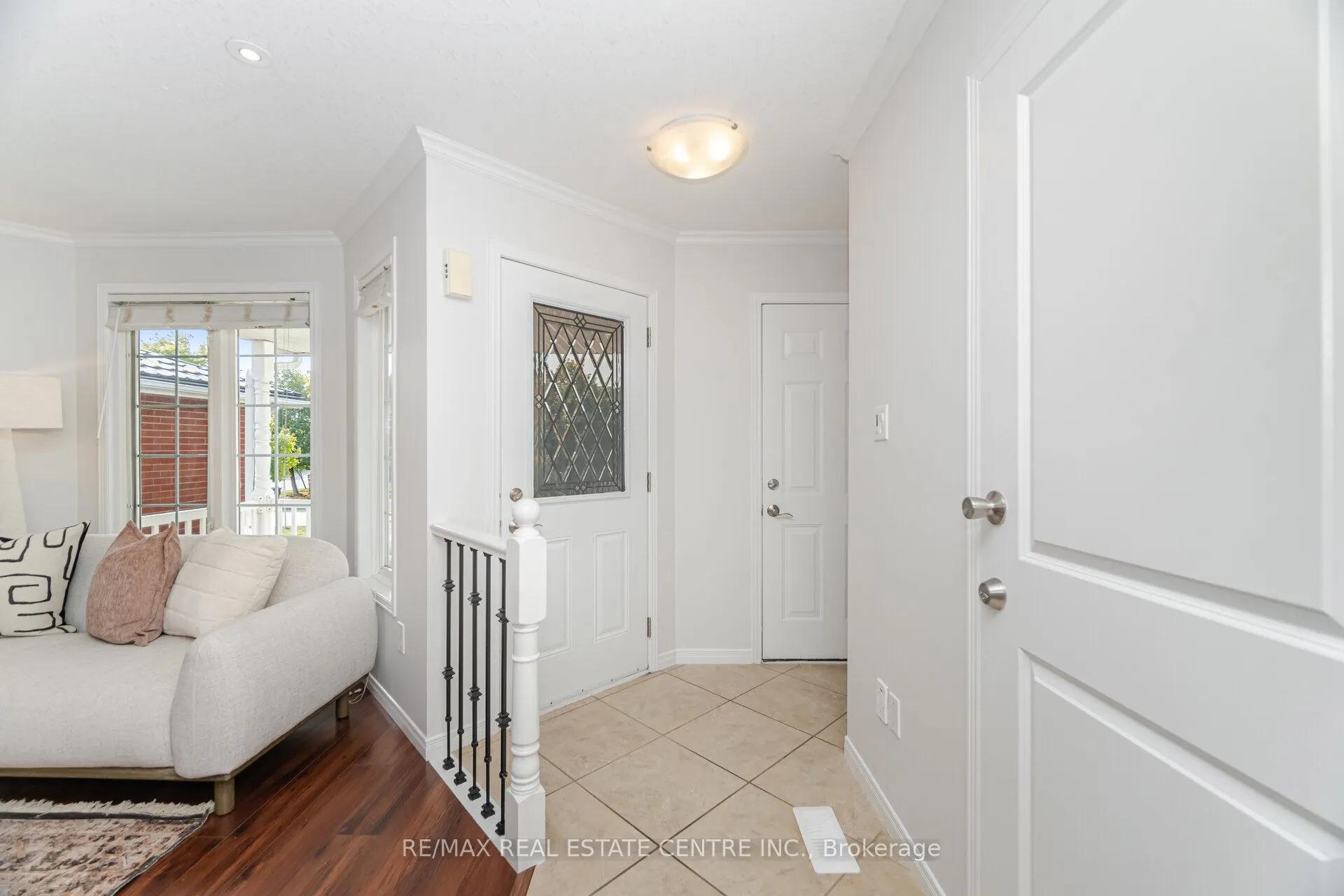 127 Silurian Drive