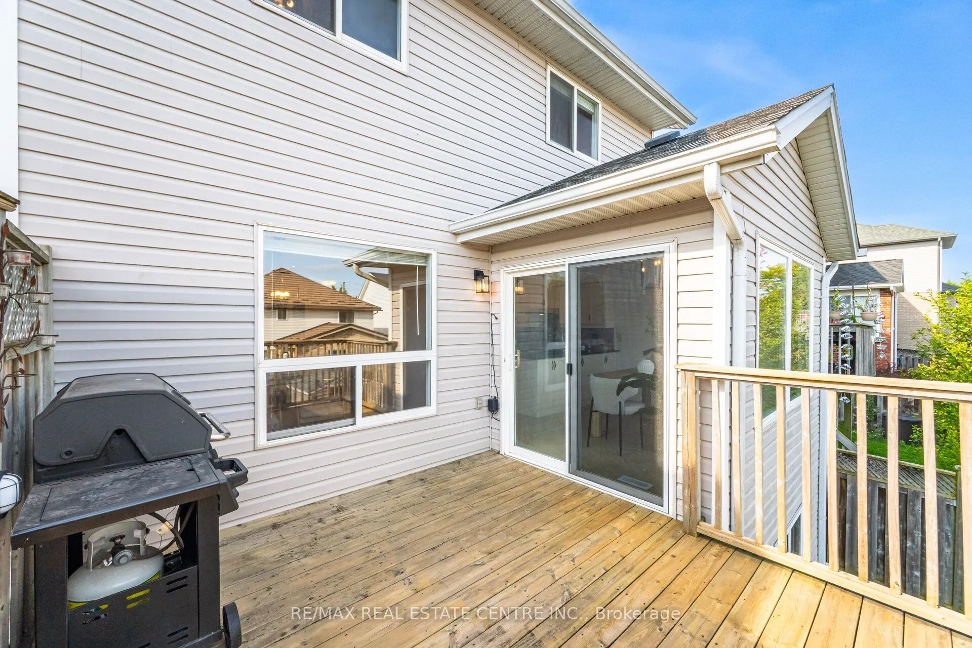 127 Silurian Drive