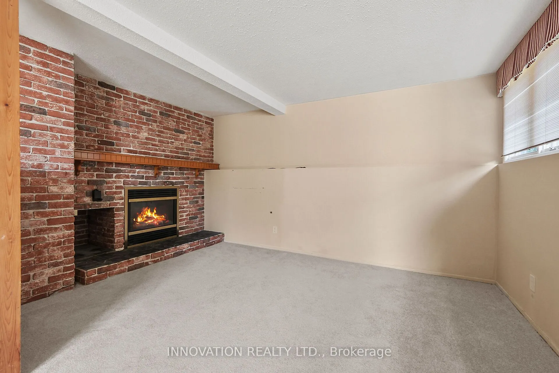 14 Chimo Drive