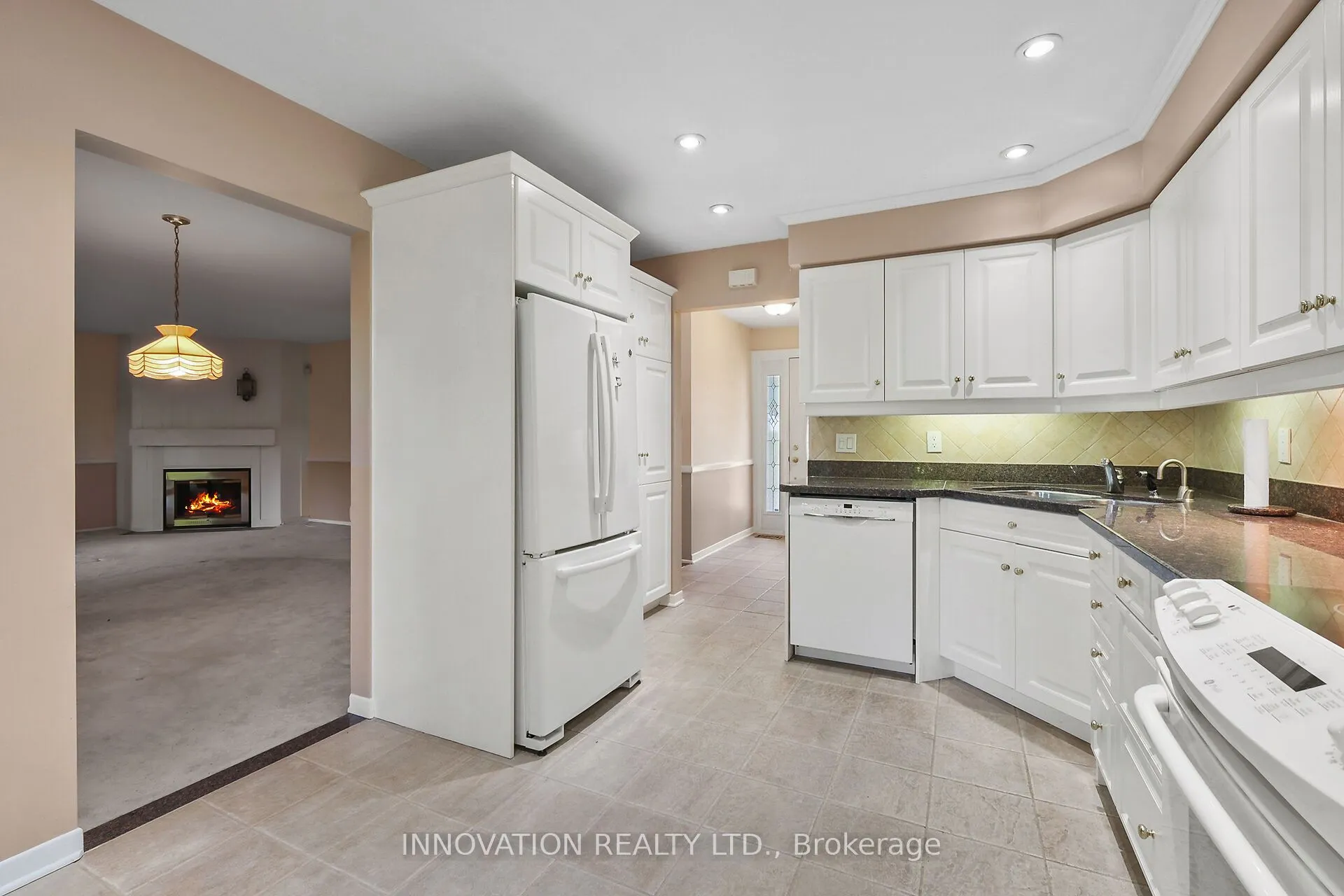 14 Chimo Drive