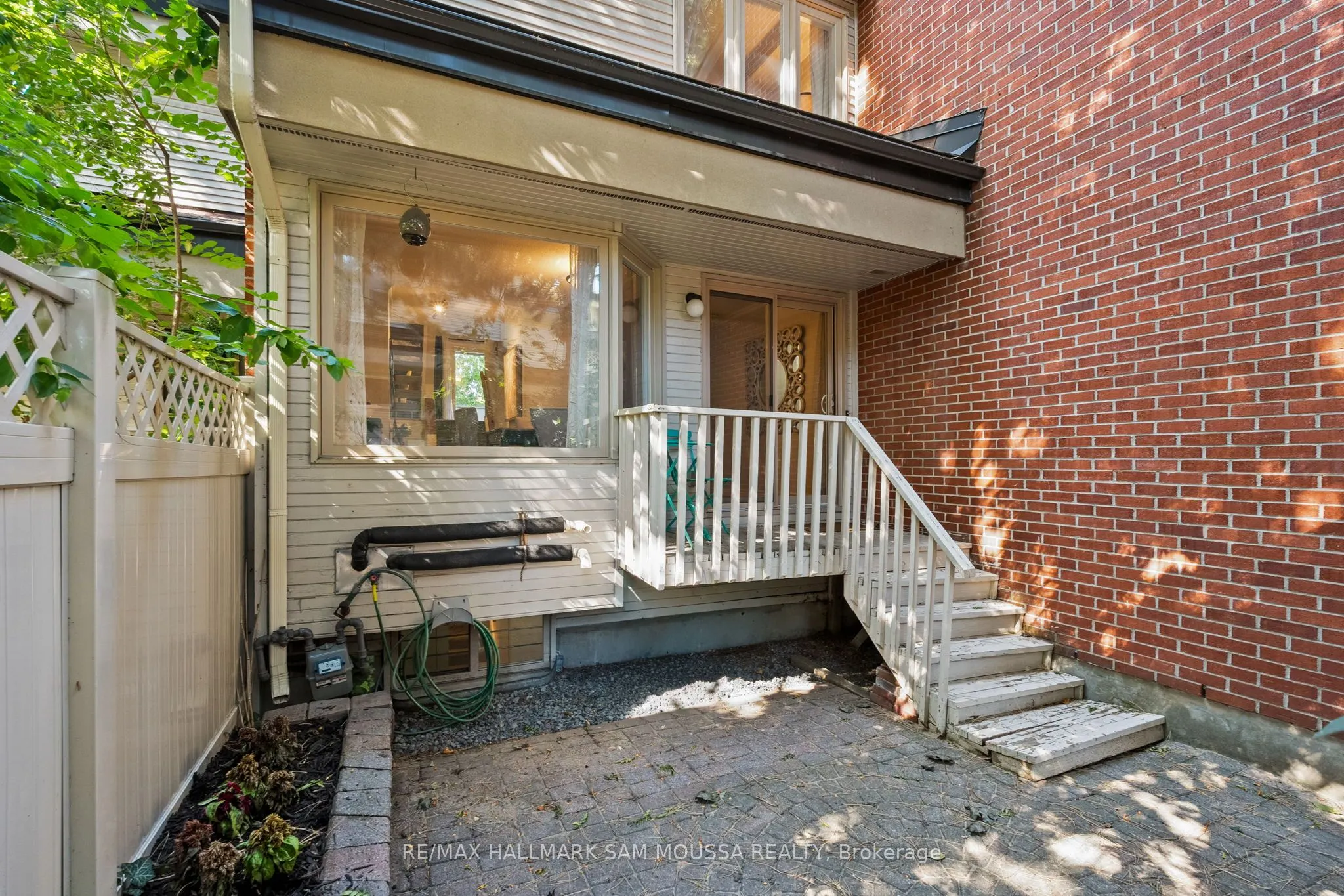 60 Greenfield Avenue