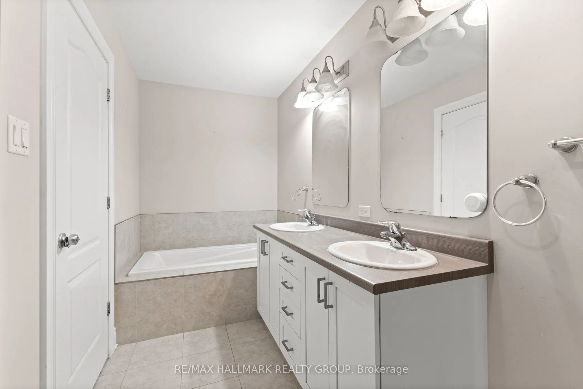 2309 Marble Crescent