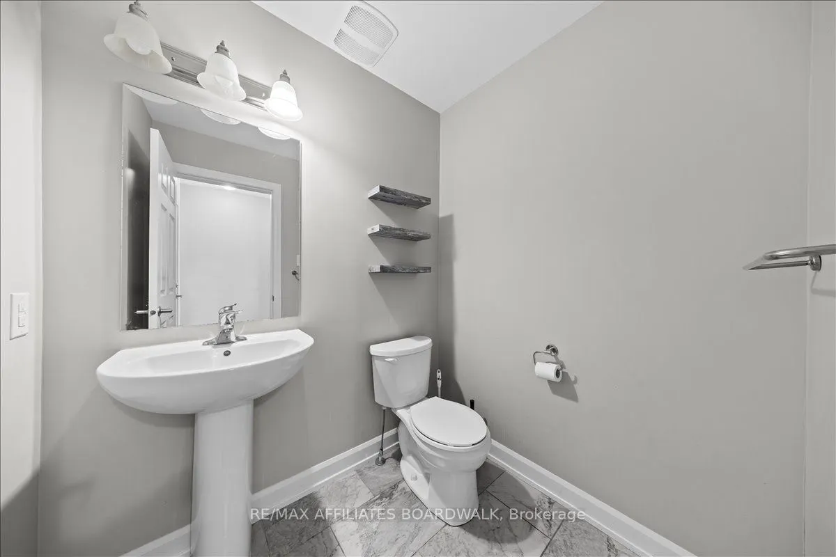 15 Vimy Ridge Crescent