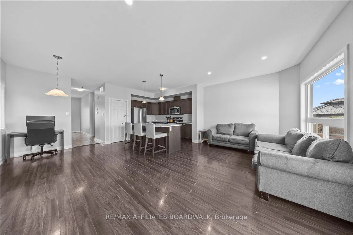 15 Vimy Ridge Crescent