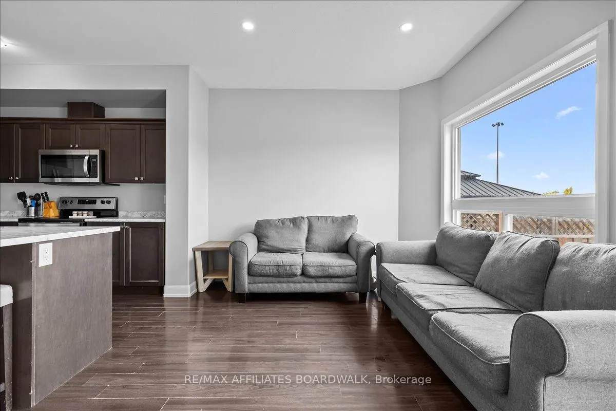 15 Vimy Ridge Crescent