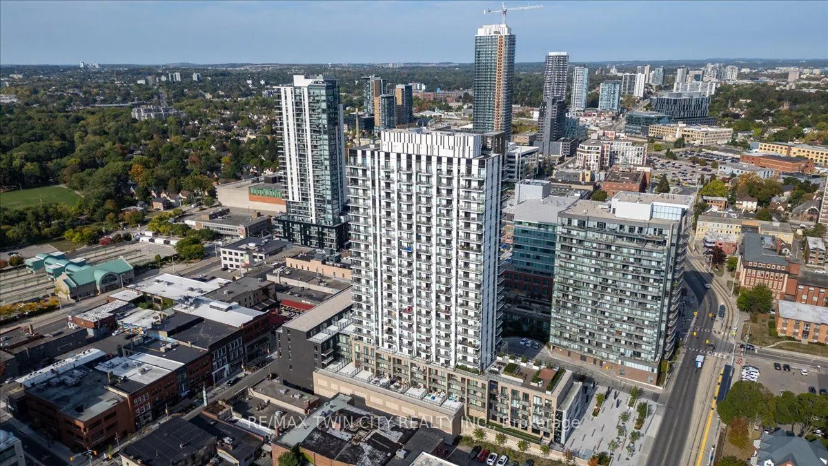 55 Duke Street W