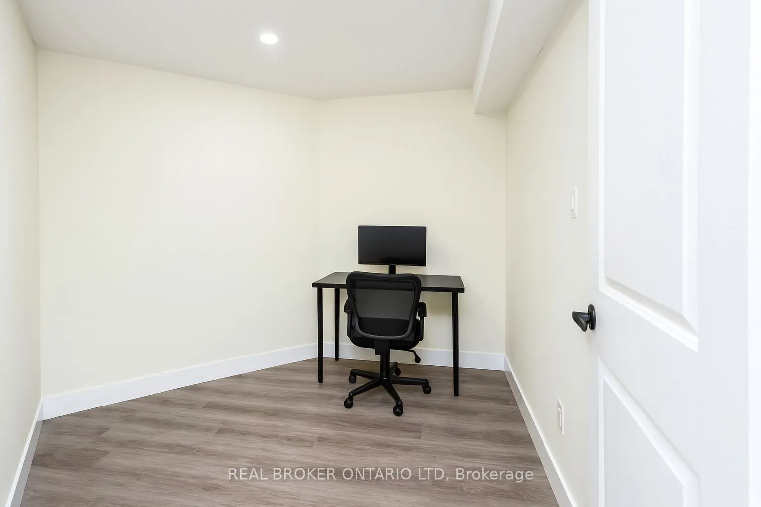 1875 Fountain Grass Drive, #(Basement)