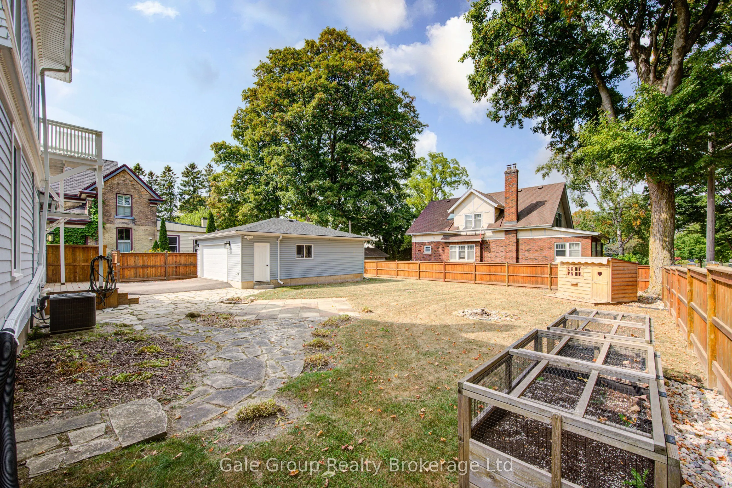 155 Vansittart Avenue