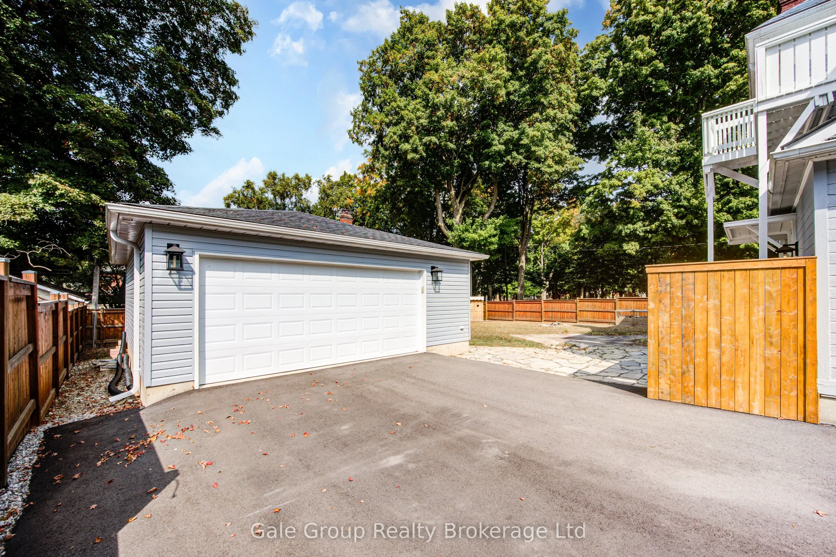 155 Vansittart Avenue