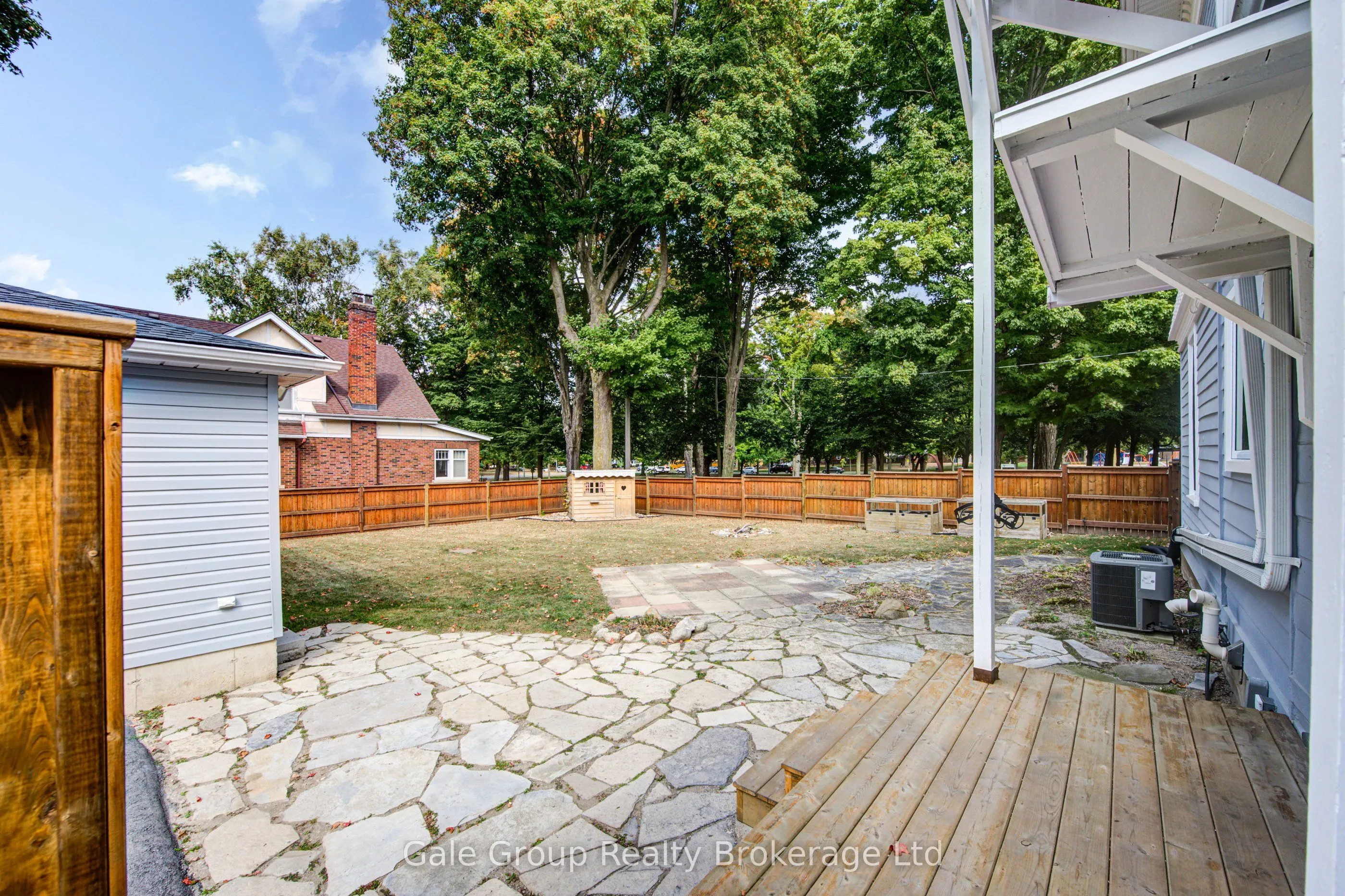 155 Vansittart Avenue