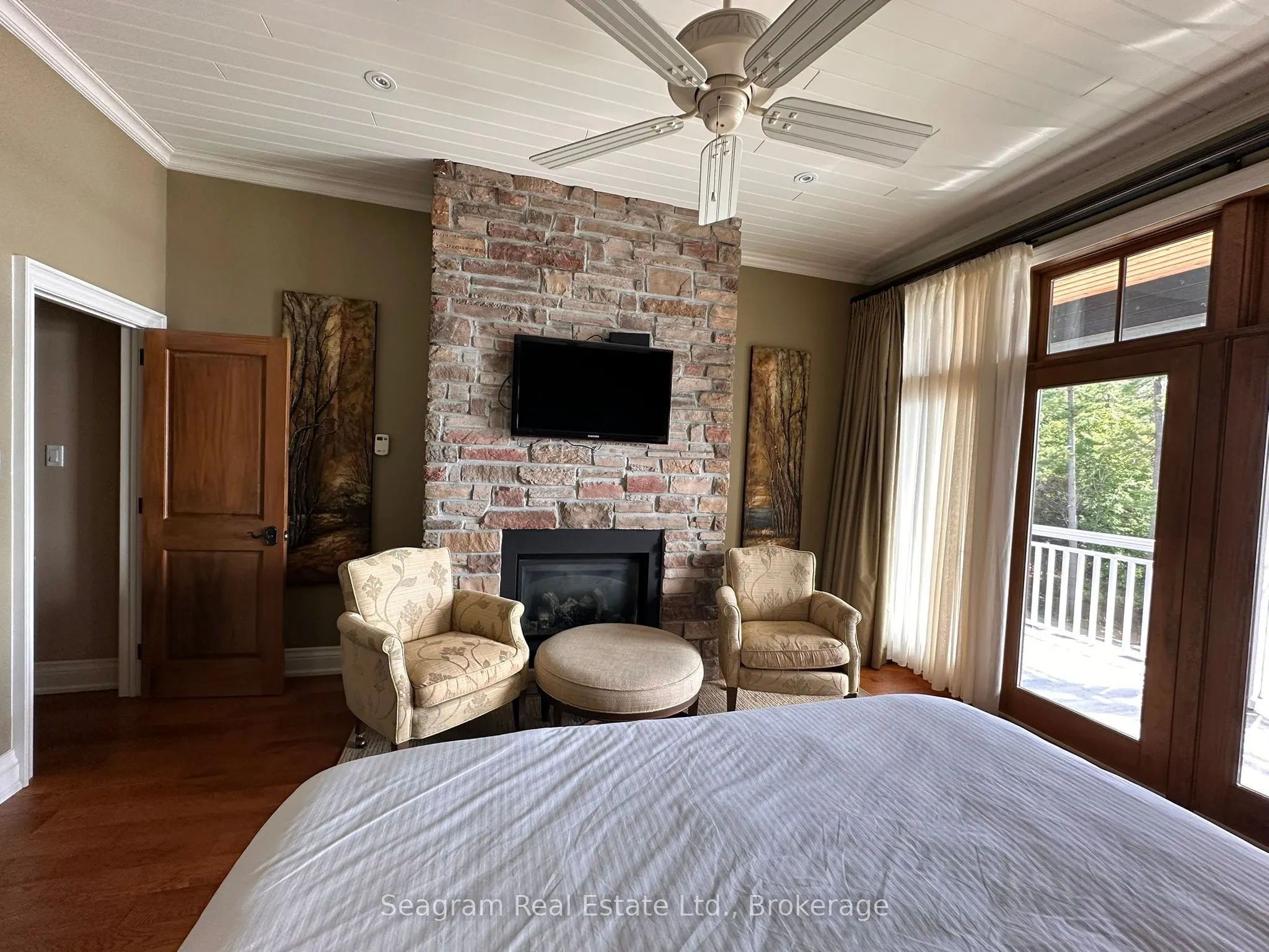 1003 Matthews Drive, #Cottage #4