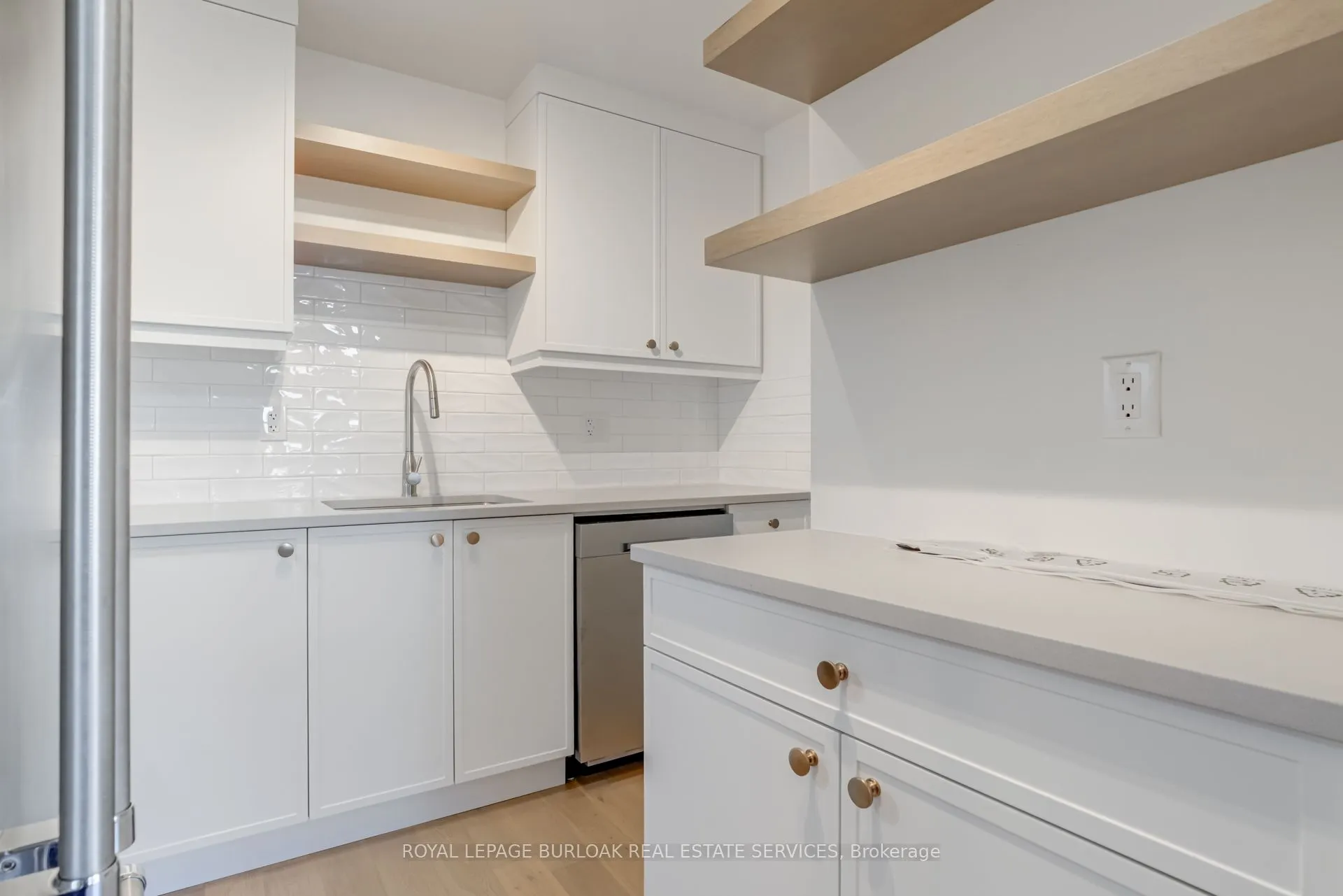 1396 Upper Ottawa Street, #6