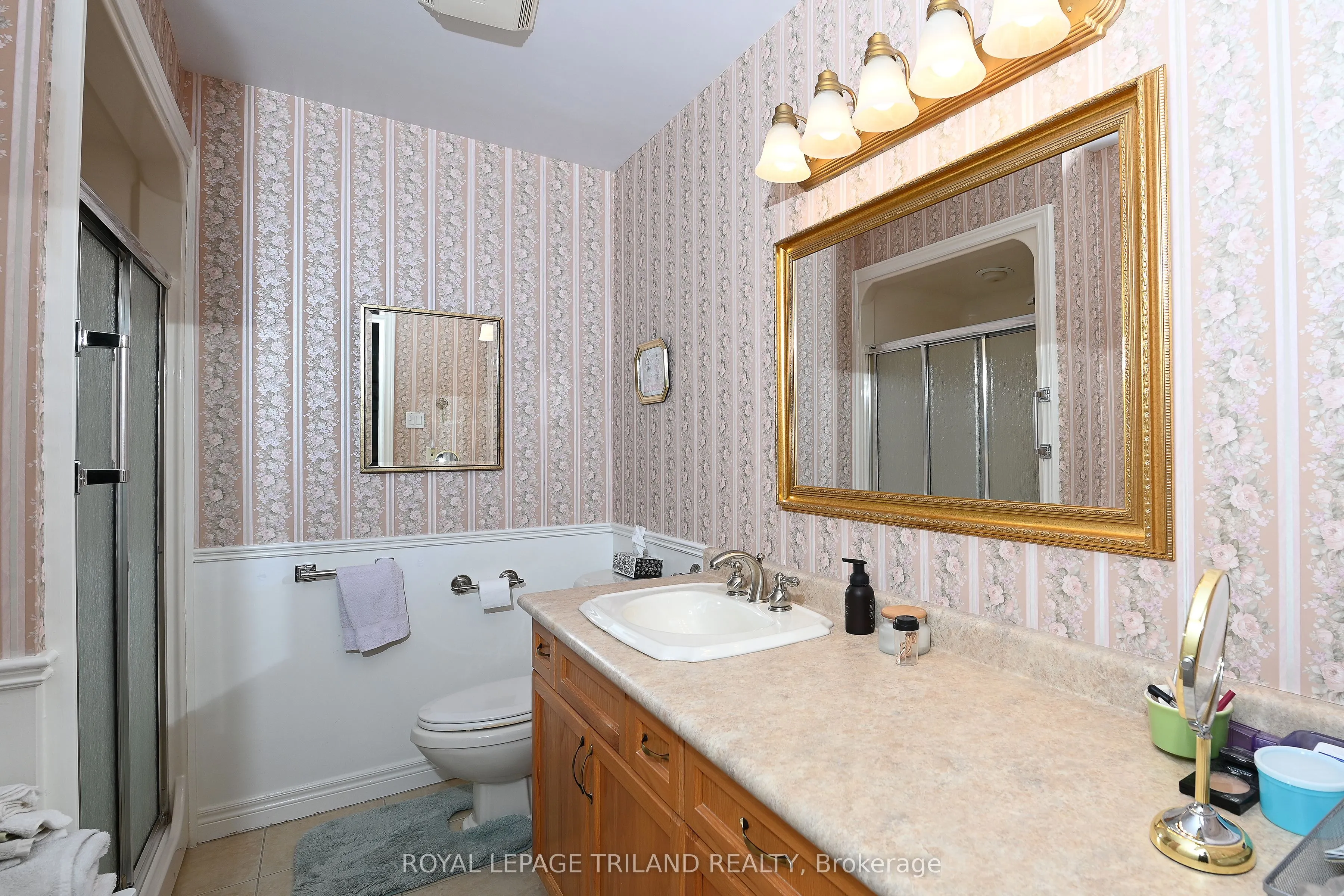 4067 COLONEL TALBOT Road, #5