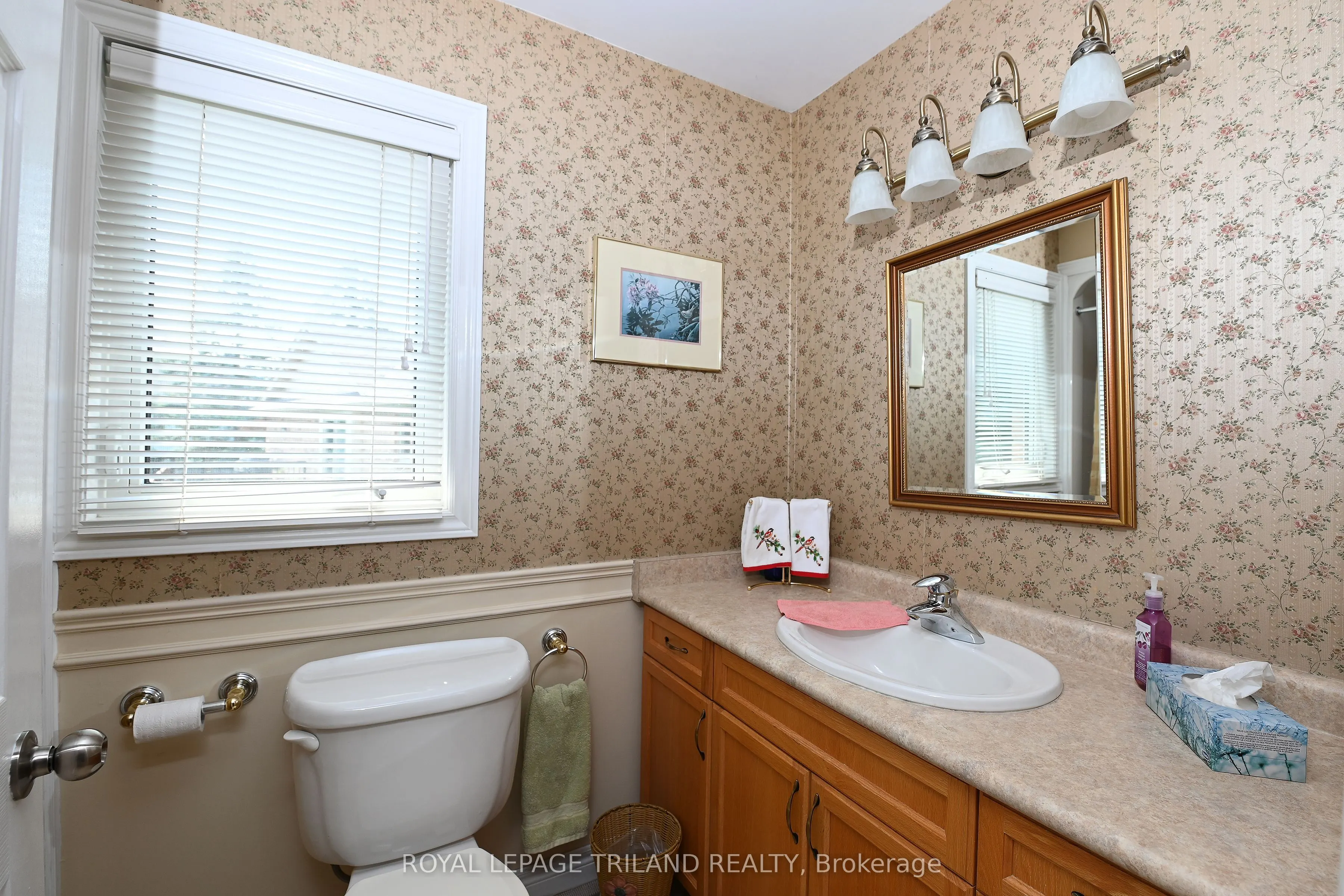 4067 COLONEL TALBOT Road, #5