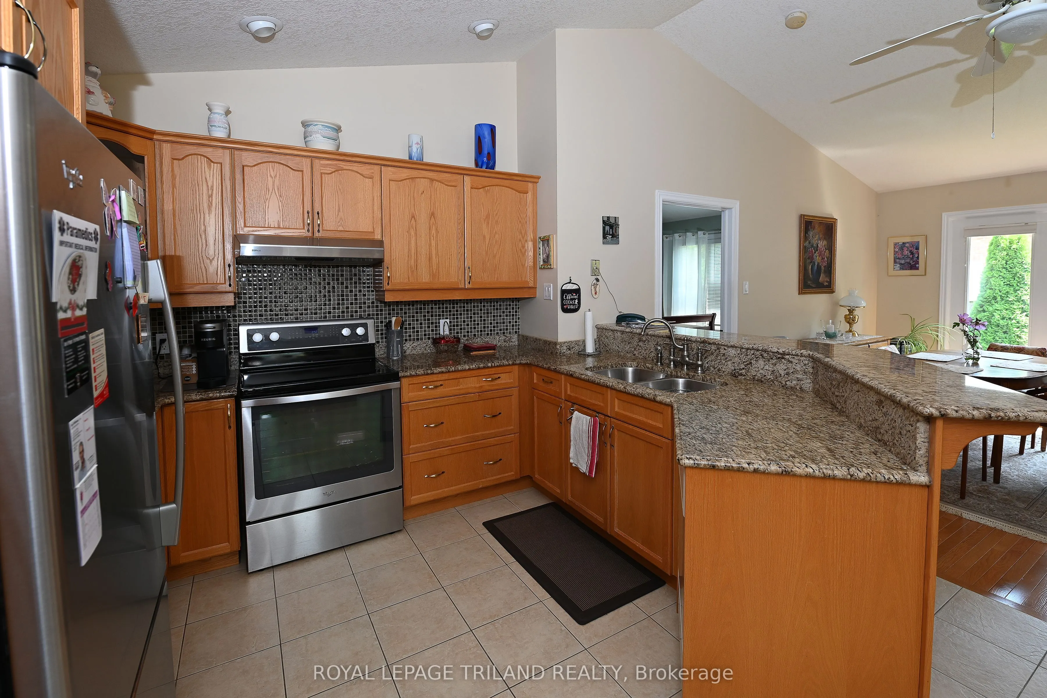 4067 COLONEL TALBOT Road, #5