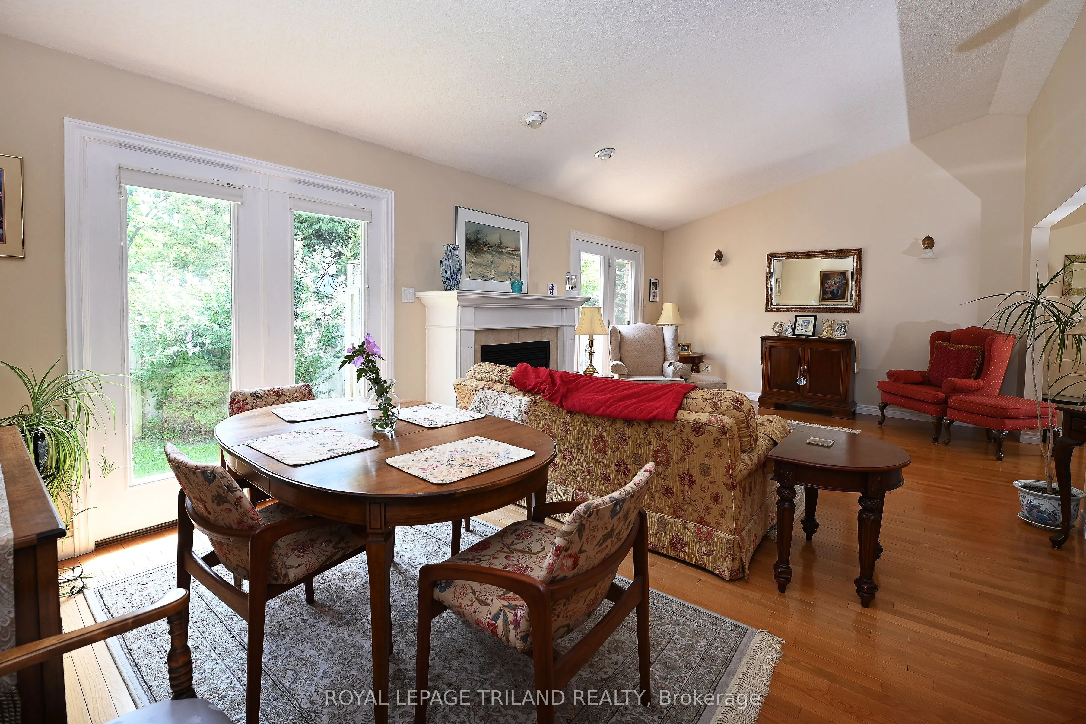 4067 COLONEL TALBOT Road, #5