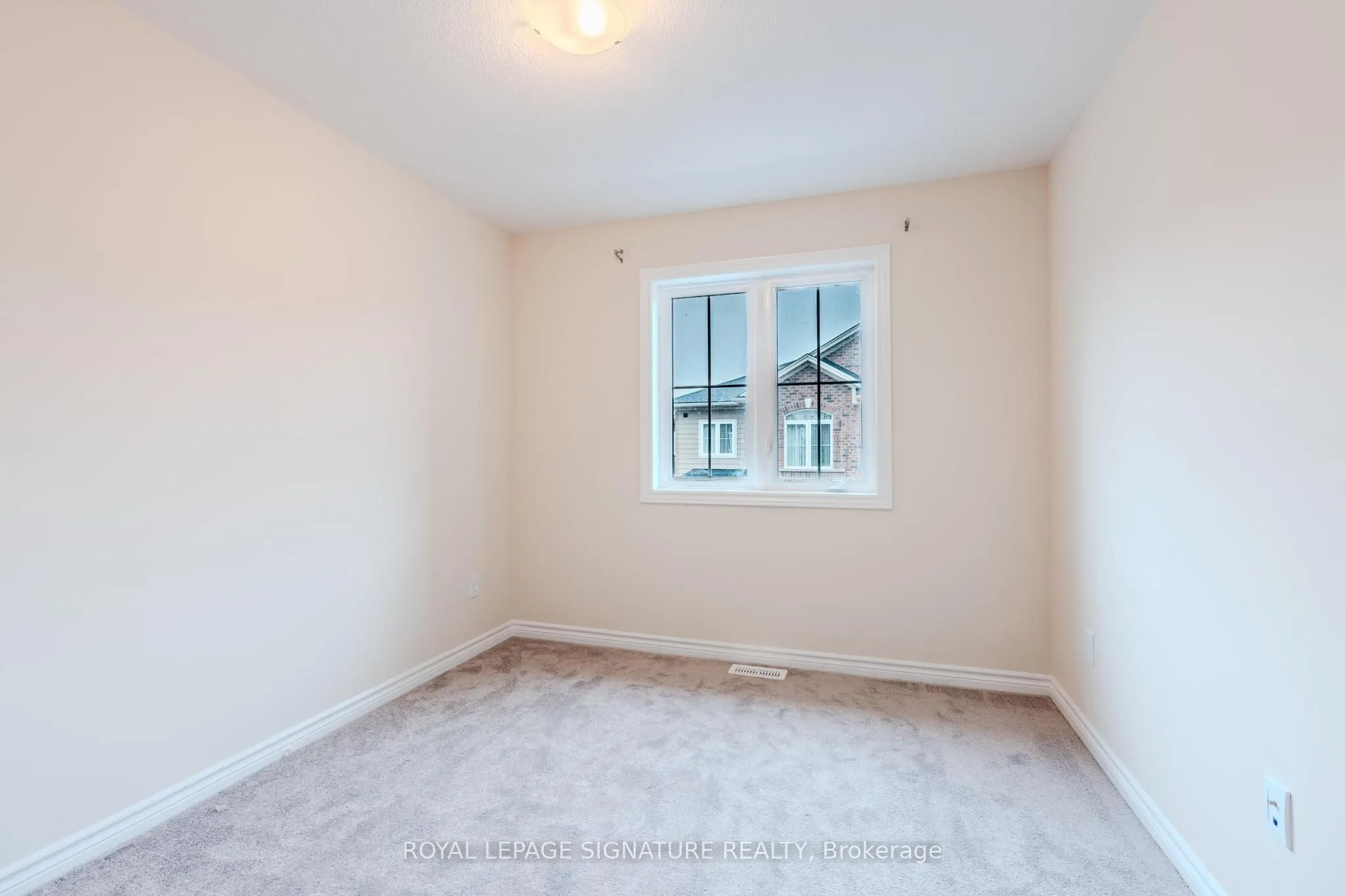 677 Park Road N, #149