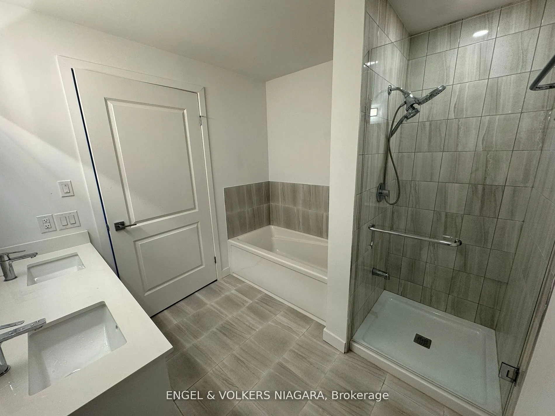 7549 A Kalar Road, #205