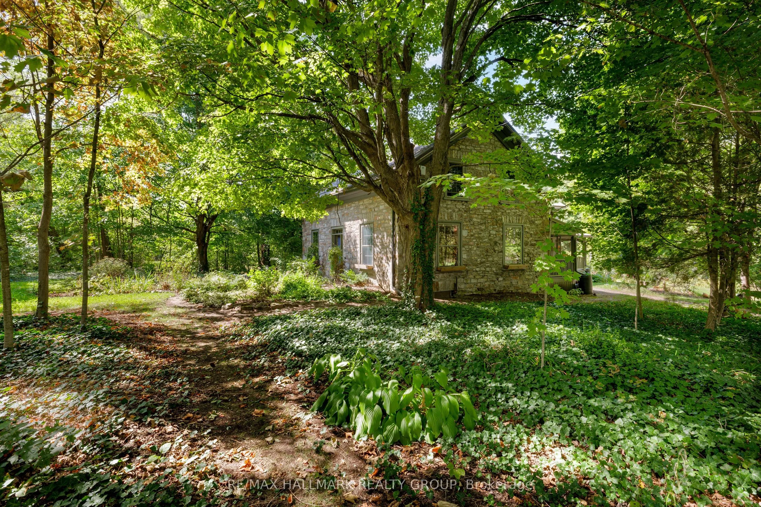 30 Ballycanoe Road
