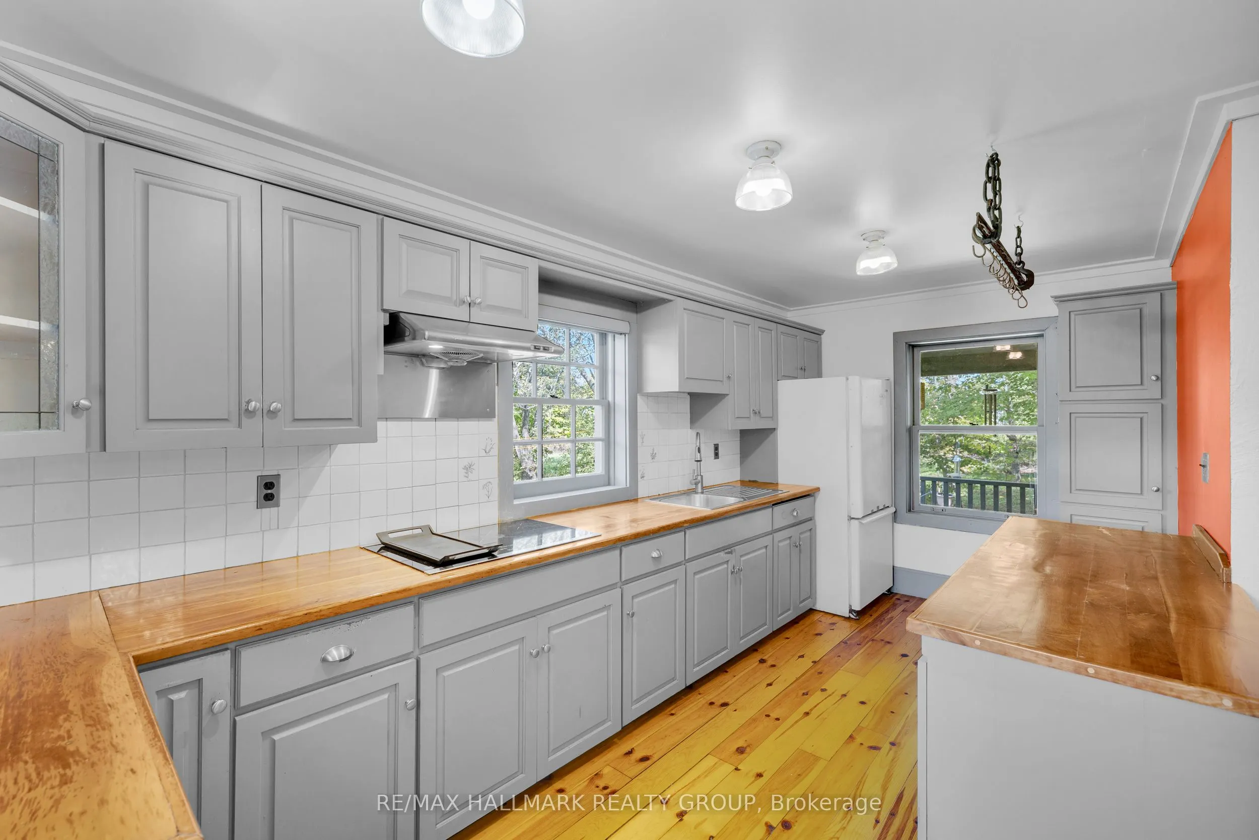 30 Ballycanoe Road