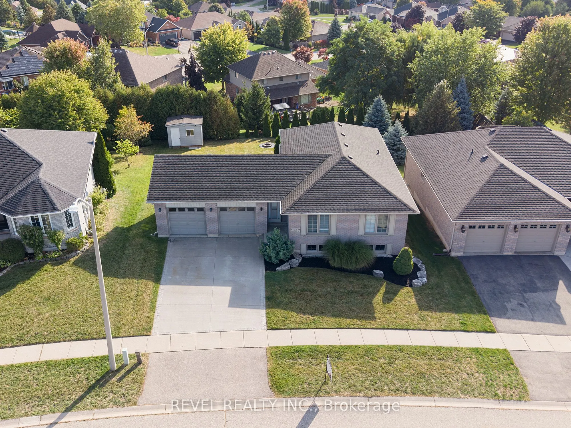 52 Sunnyside Drive
