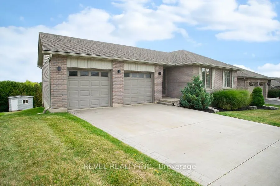 52 Sunnyside Drive