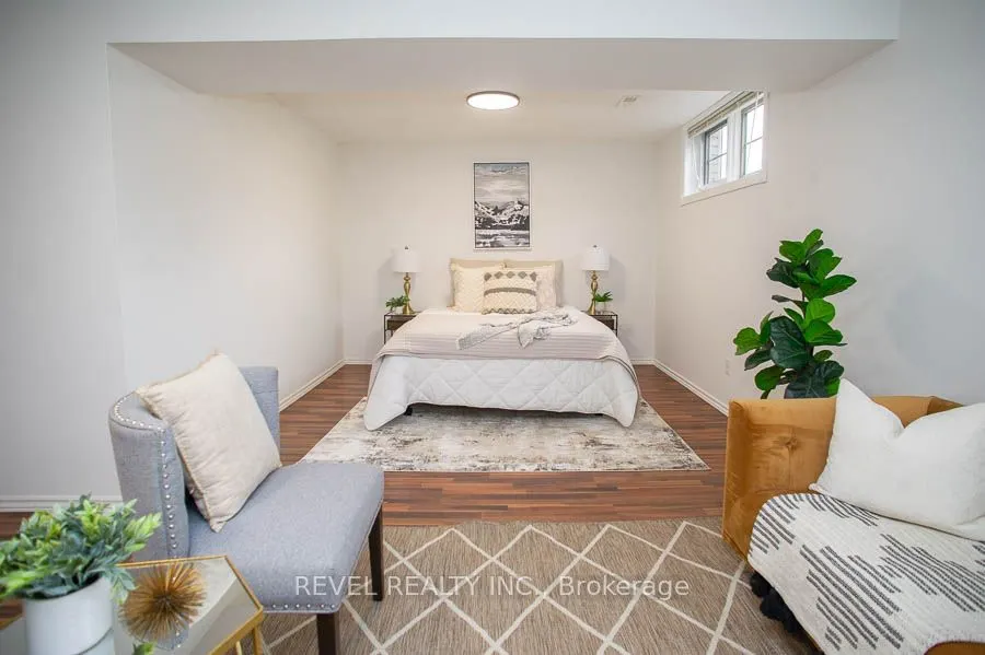 52 Sunnyside Drive