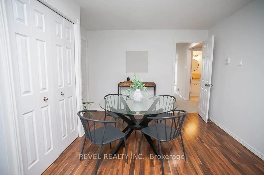 52 Sunnyside Drive