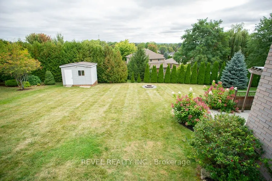 52 Sunnyside Drive