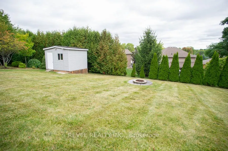52 Sunnyside Drive