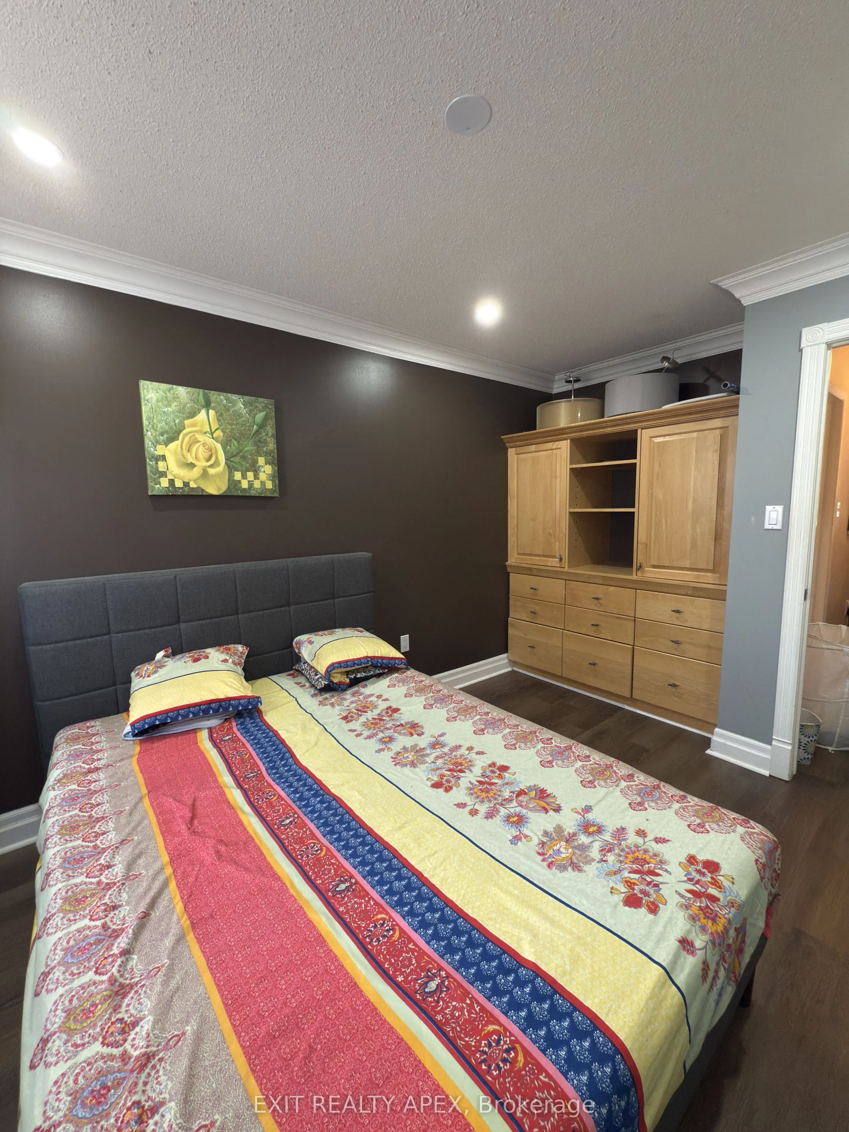 76 Frances Avenue, #9