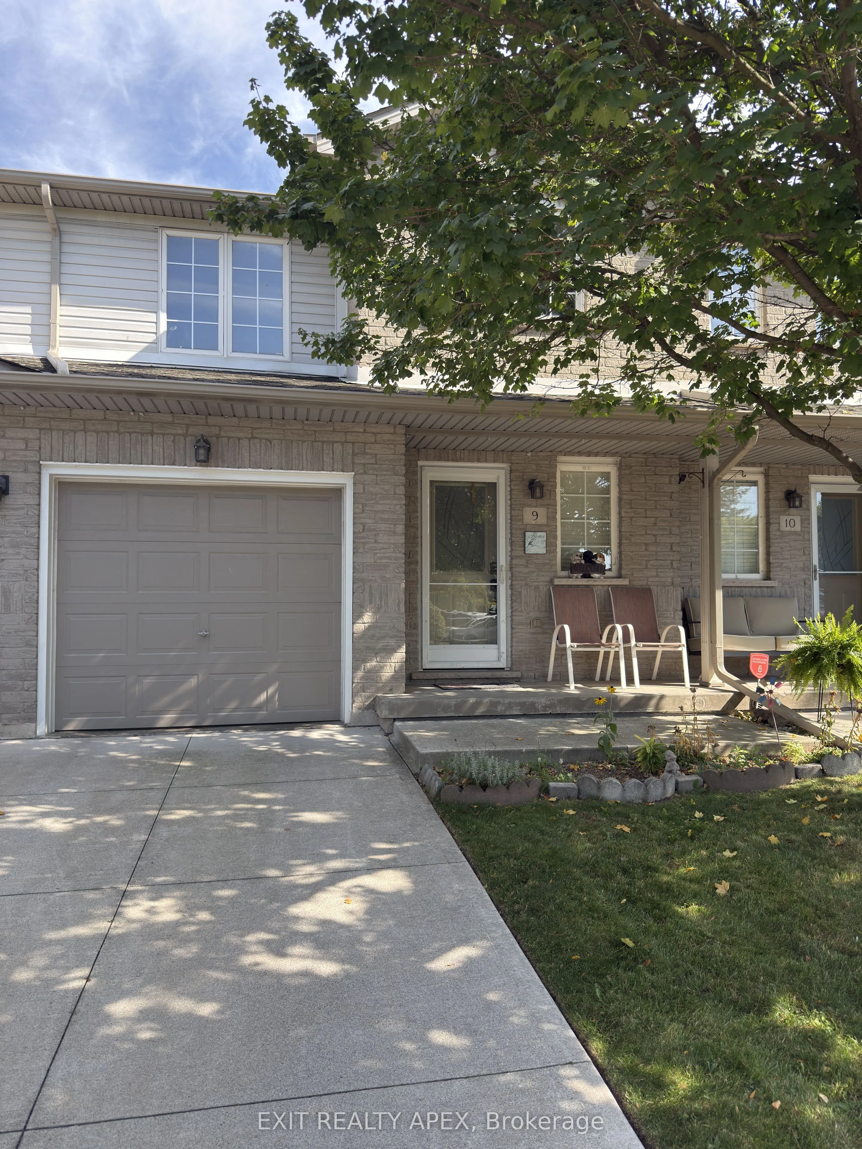 76 Frances Avenue, #9