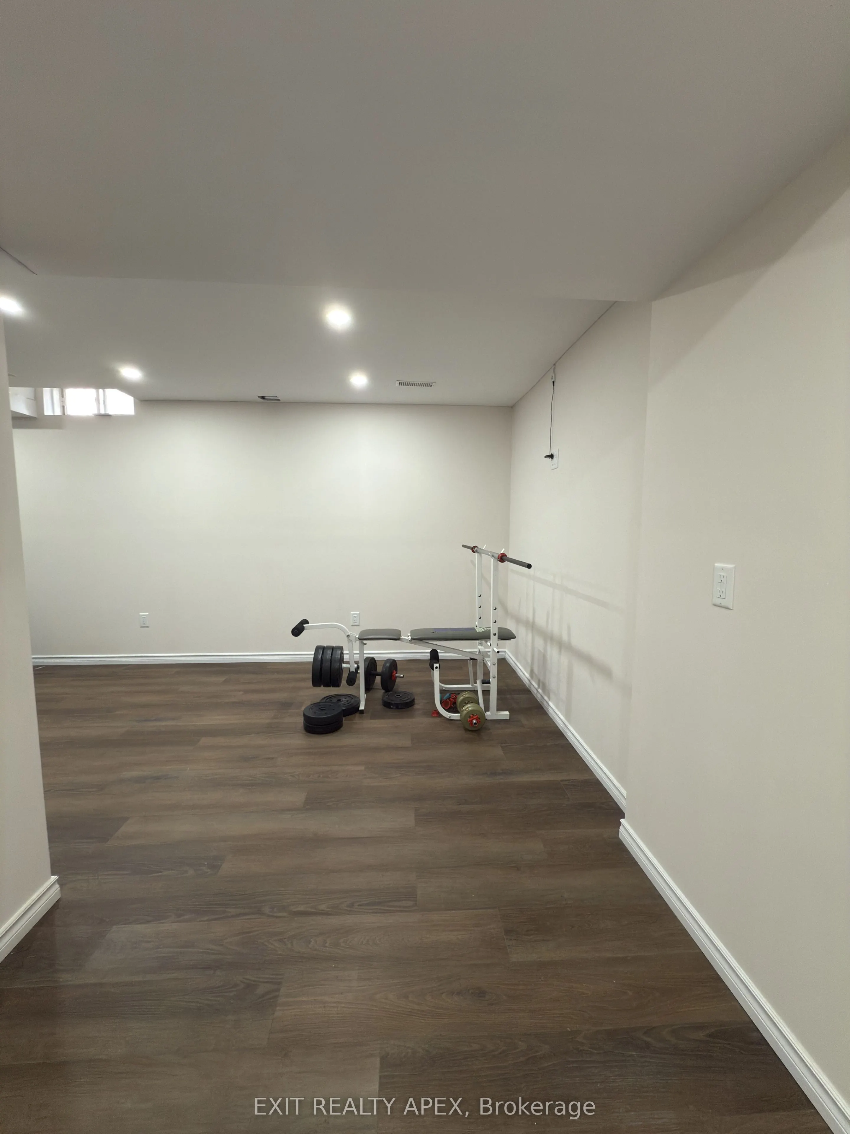 76 Frances Avenue, #9