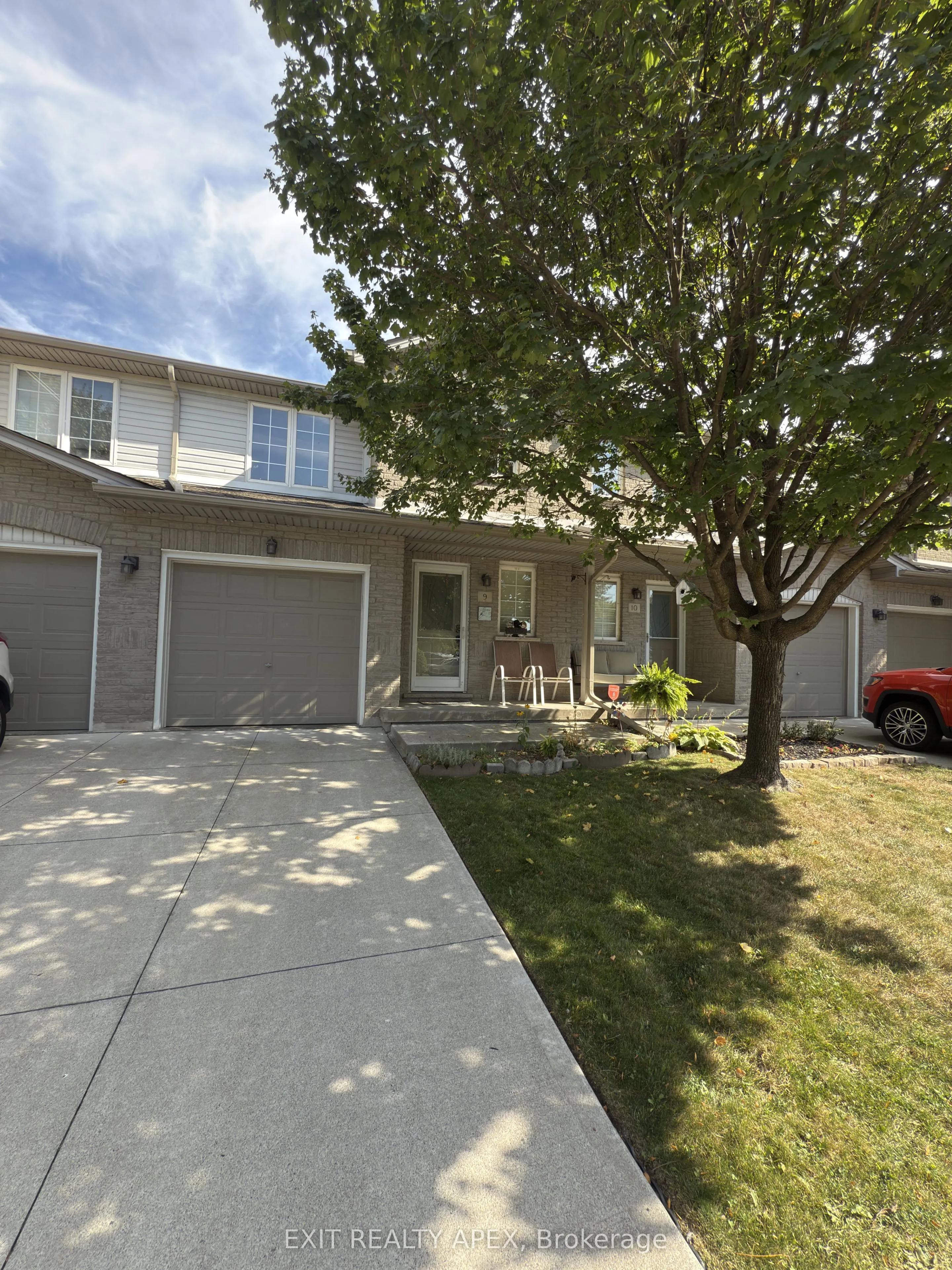 76 Frances Avenue, #9