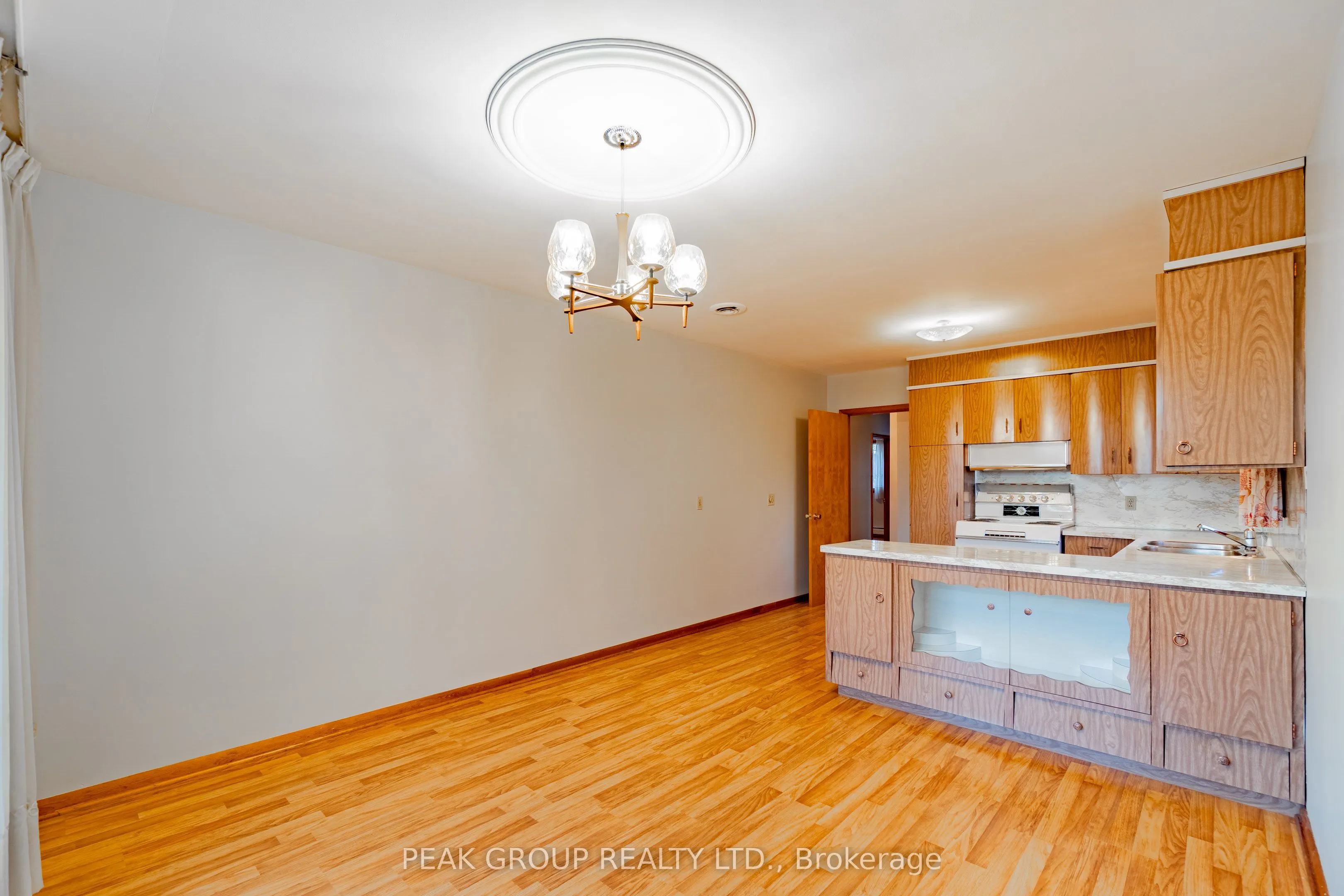 248 BERTIE Street, #UPPER