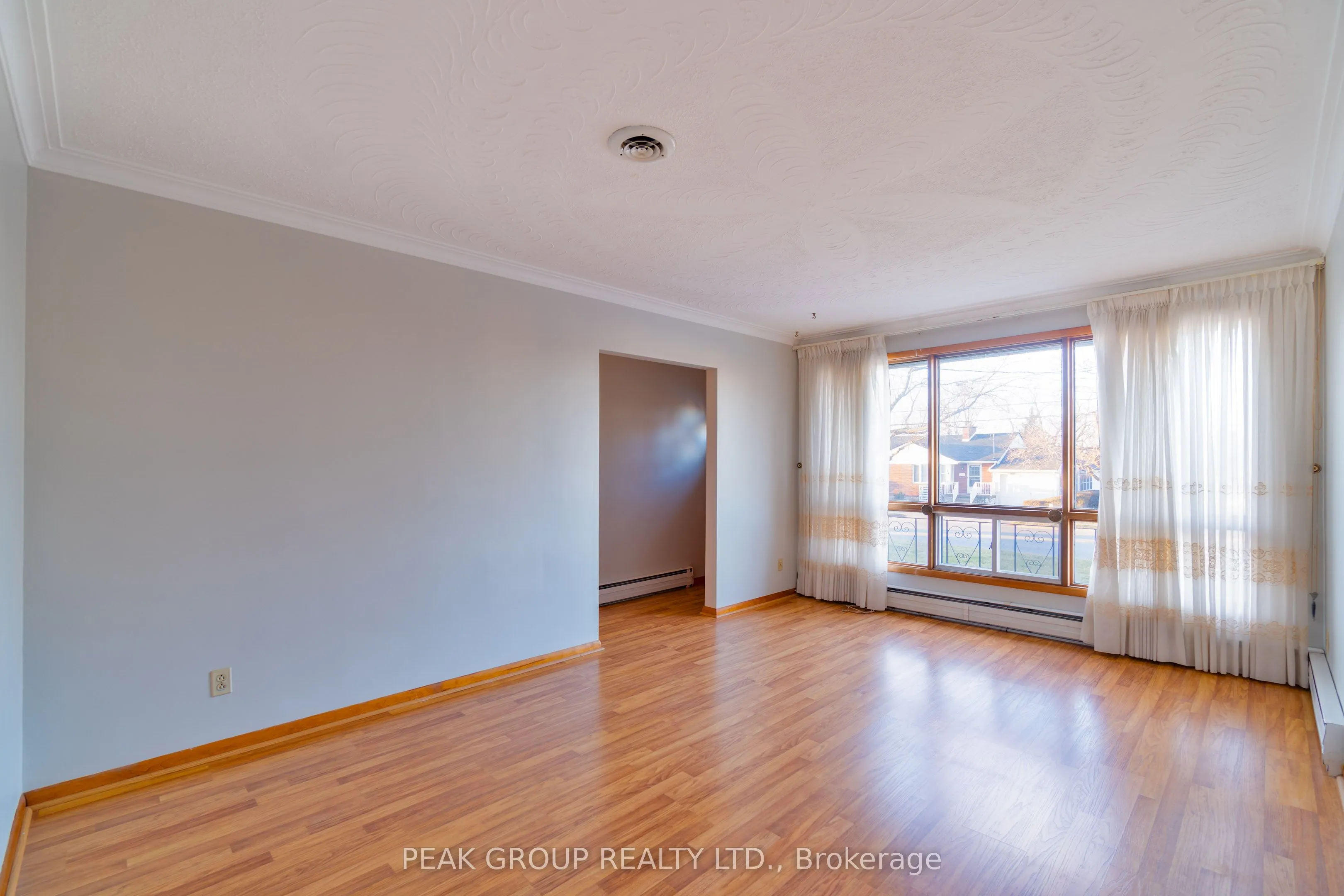 248 BERTIE Street, #UPPER