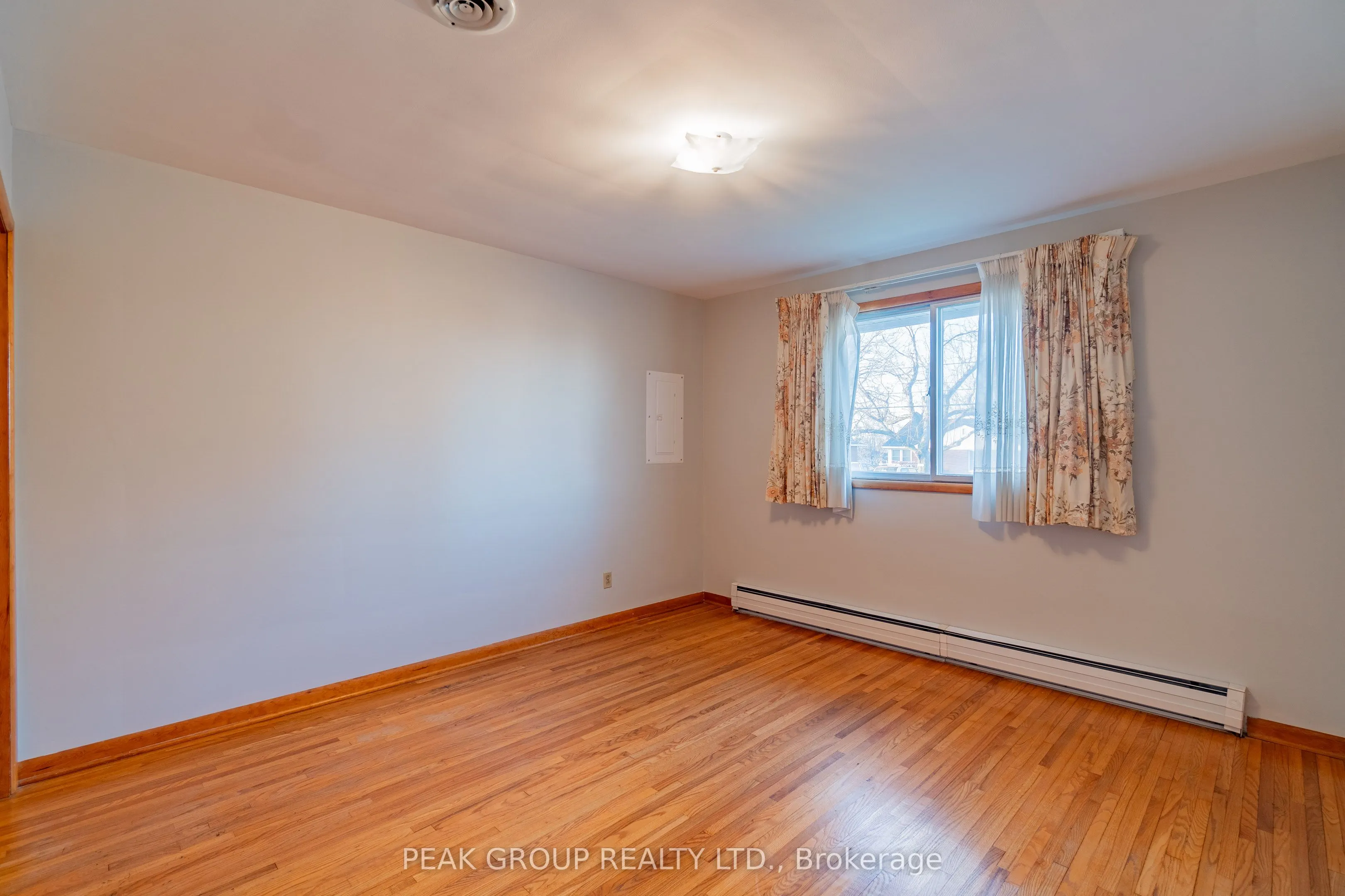 248 BERTIE Street, #UPPER