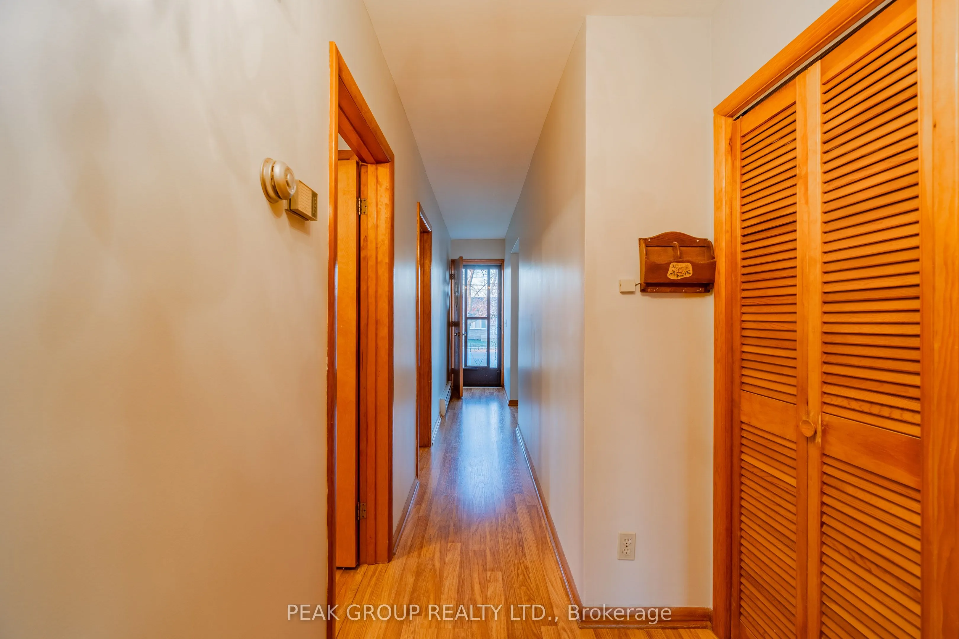 248 BERTIE Street, #UPPER