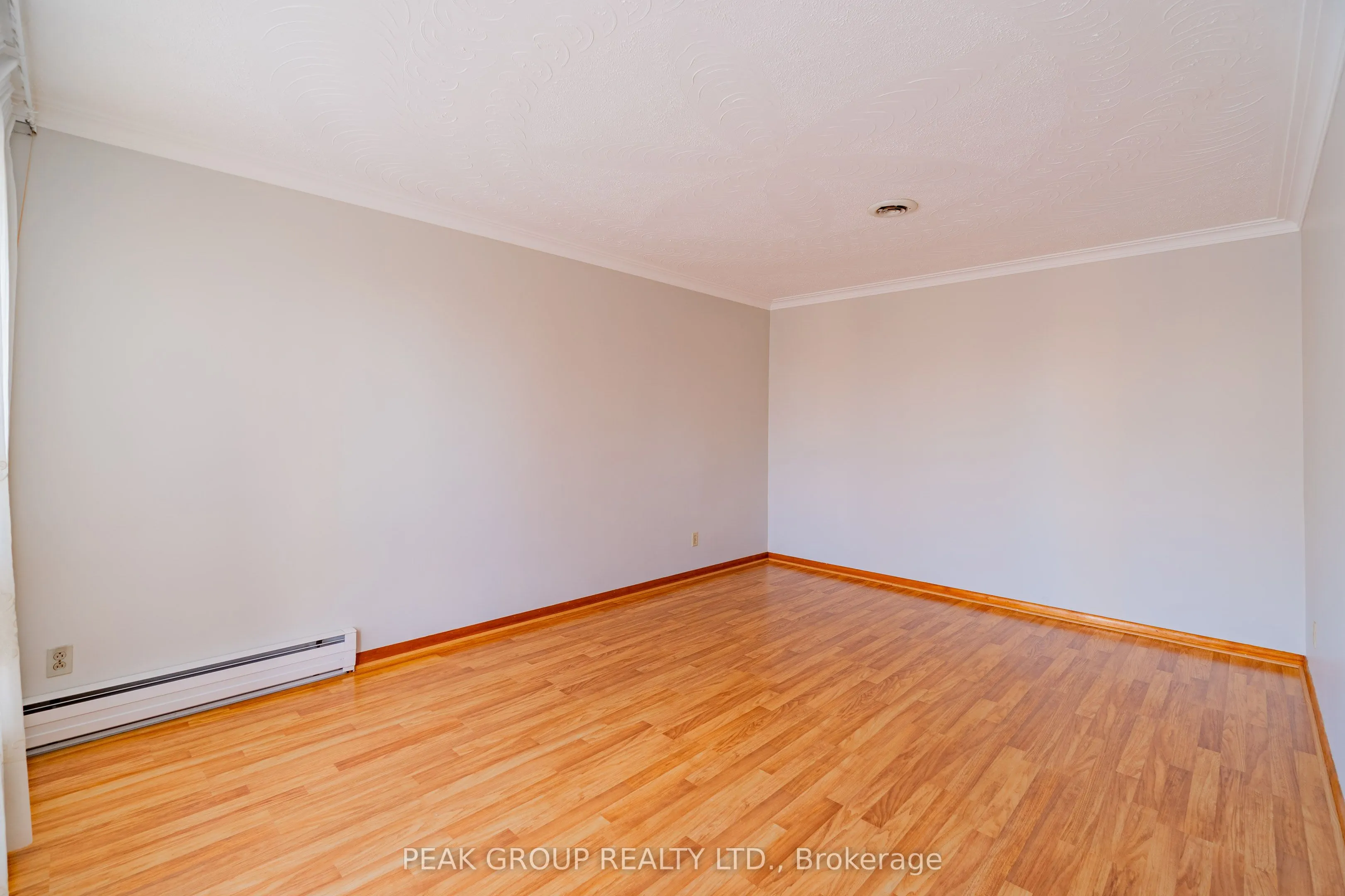 248 BERTIE Street, #UPPER