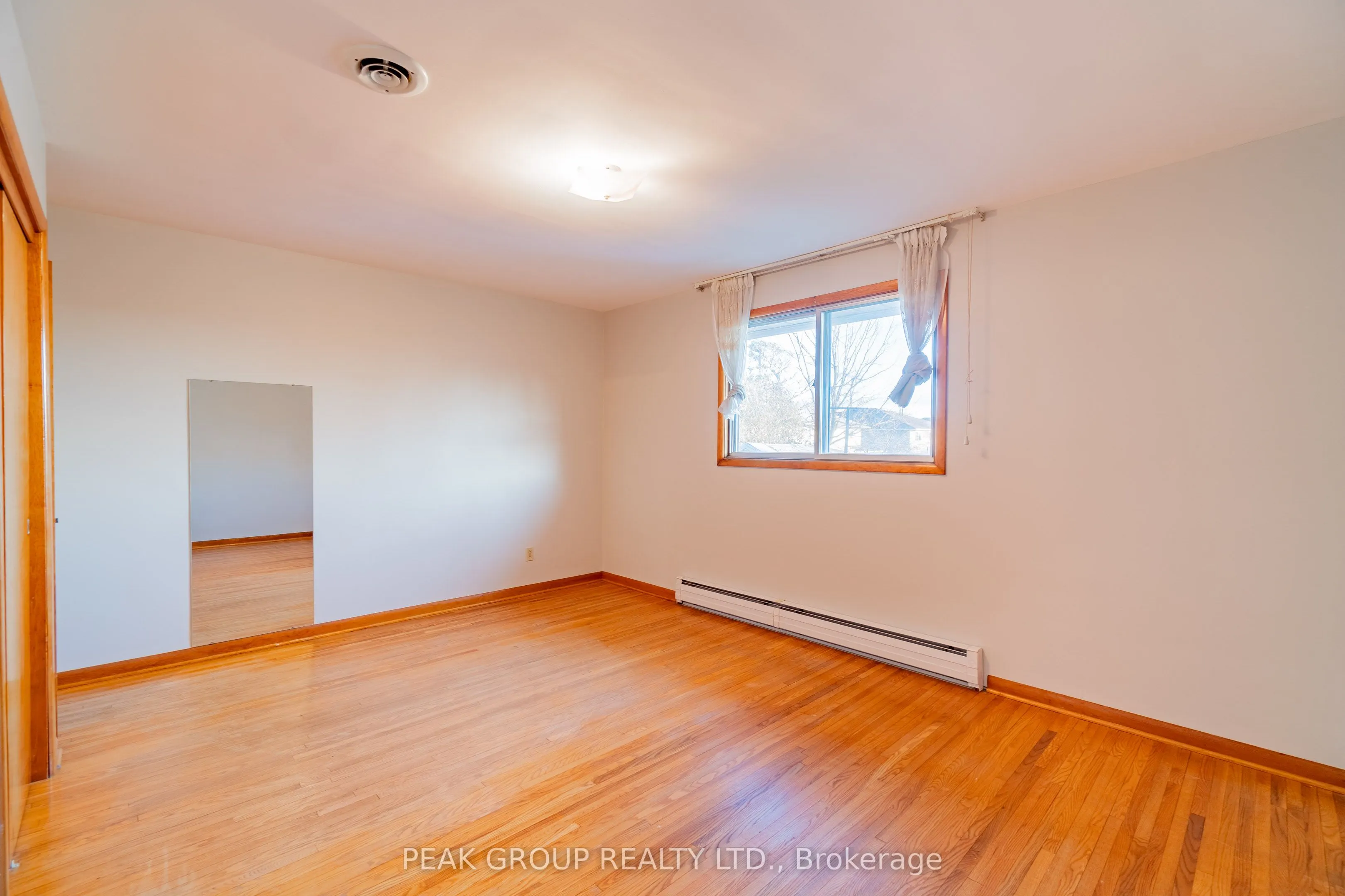 248 BERTIE Street, #UPPER