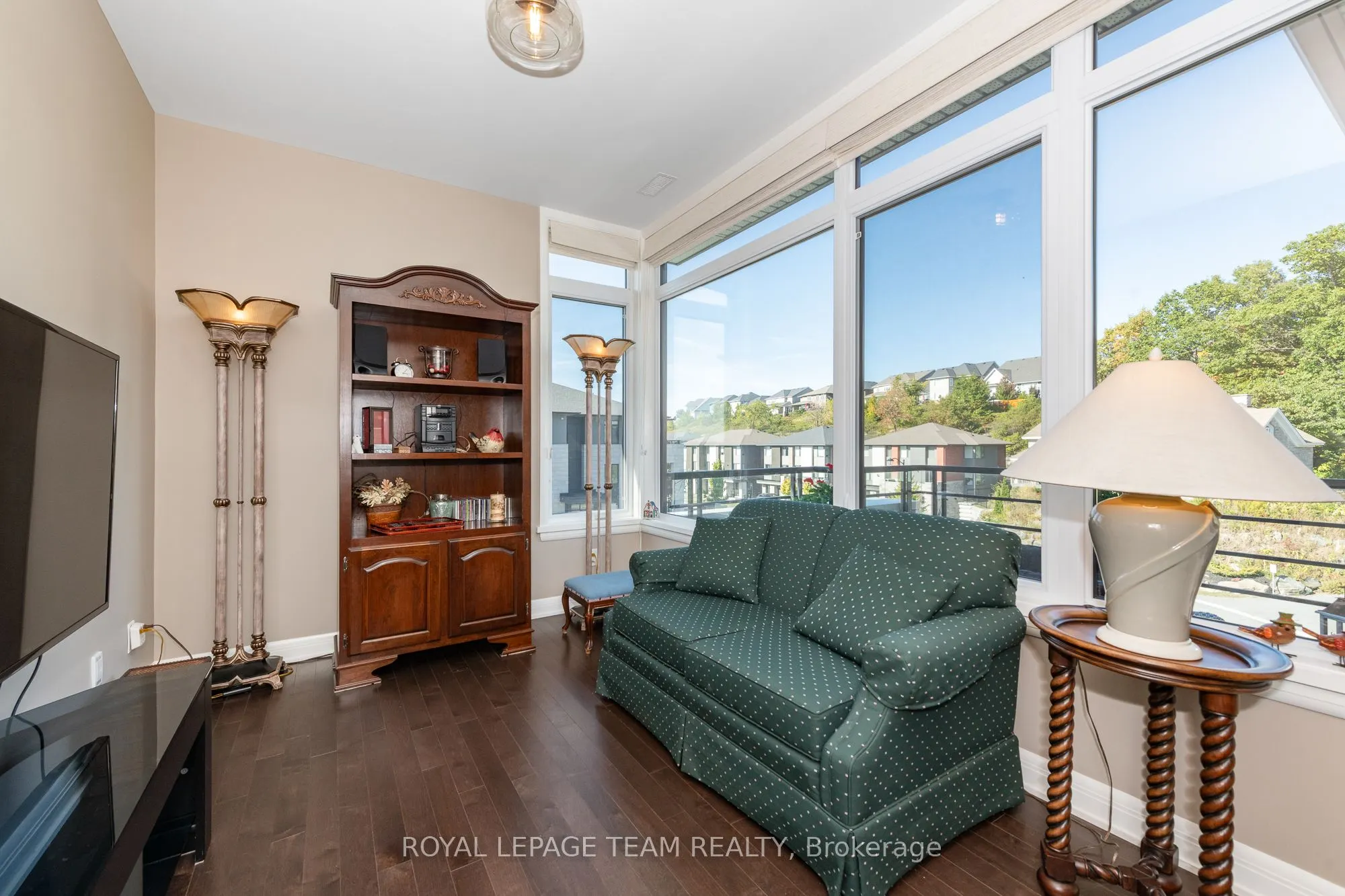 190 Boundstone Way