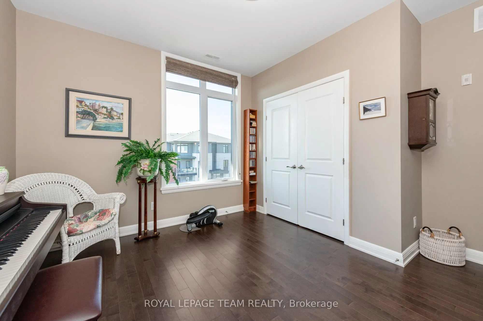 190 Boundstone Way